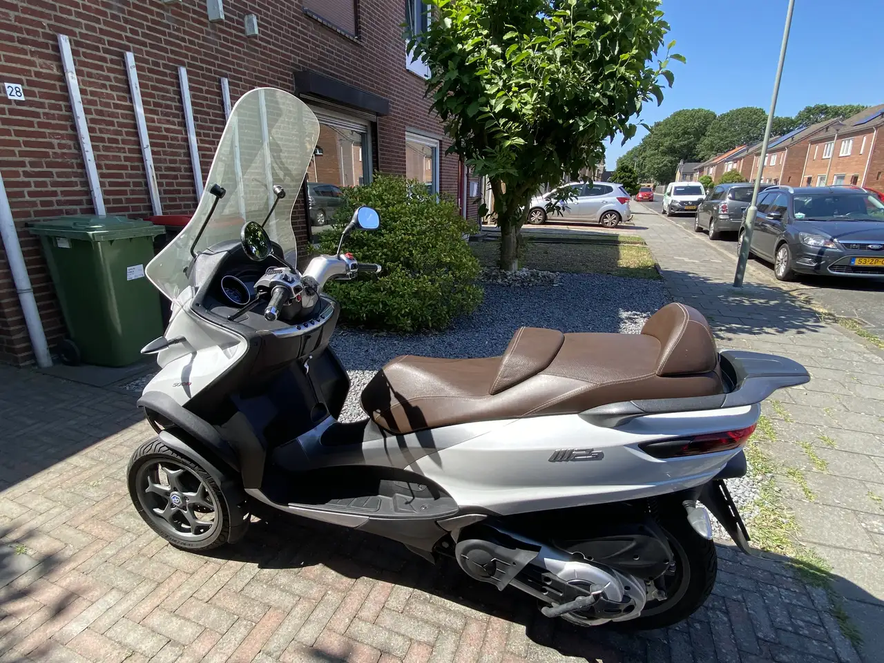 Piaggio MP3 500