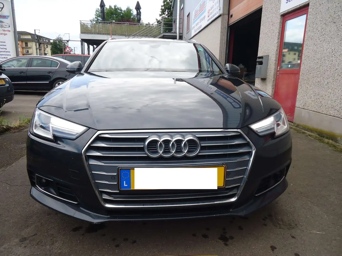 Audi A4 A4 Avant 3.0 TDi V6 Design S tronic Gris - 1