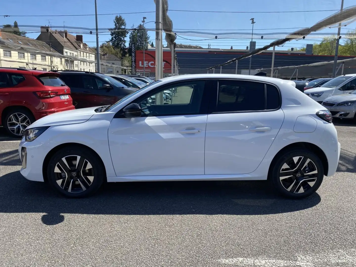 Peugeot 208 II (2) 1.2 Hybrid 110 e-DCS6 Allure PACK VISION \u Blanc - 2