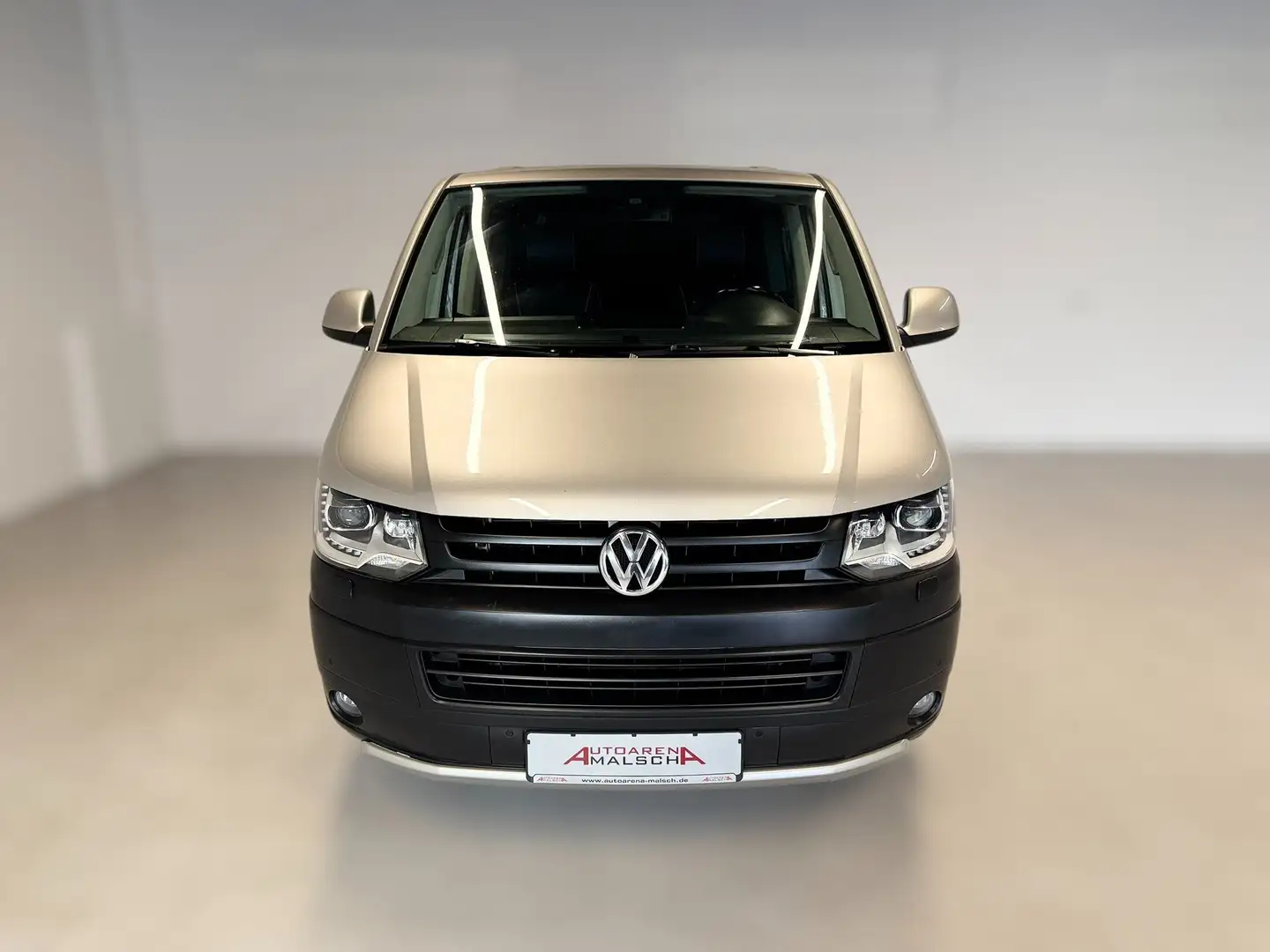 Volkswagen T5 Multivan 2.0 TDI DSG 4Motion PanAmericana Leder AHK Navi Бежевый  - 2