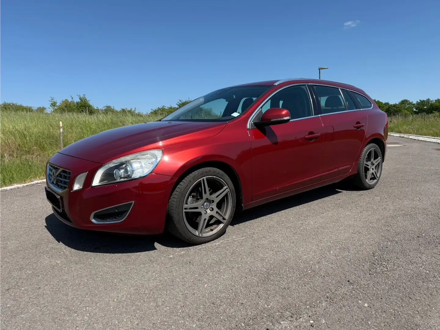 Volvo V60 V60 D4 Červená - 1