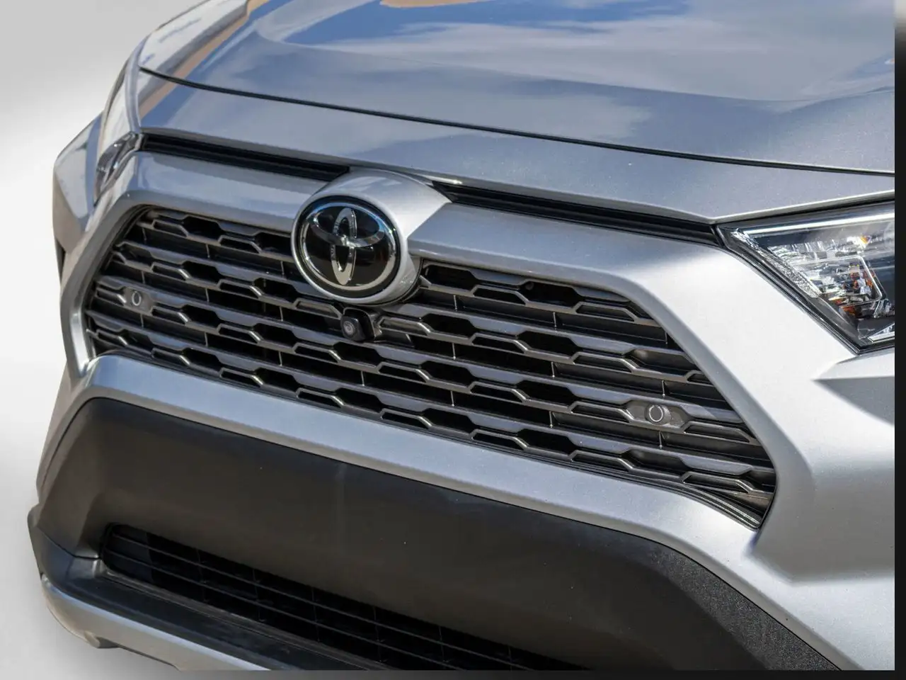 Toyota RAV 4 снимка Toyota RAV 4