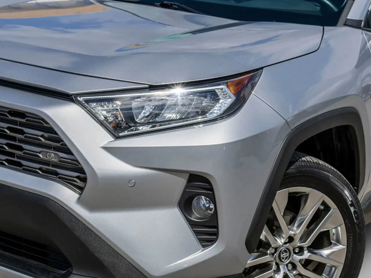 Toyota RAV 4 снимка Toyota RAV 4