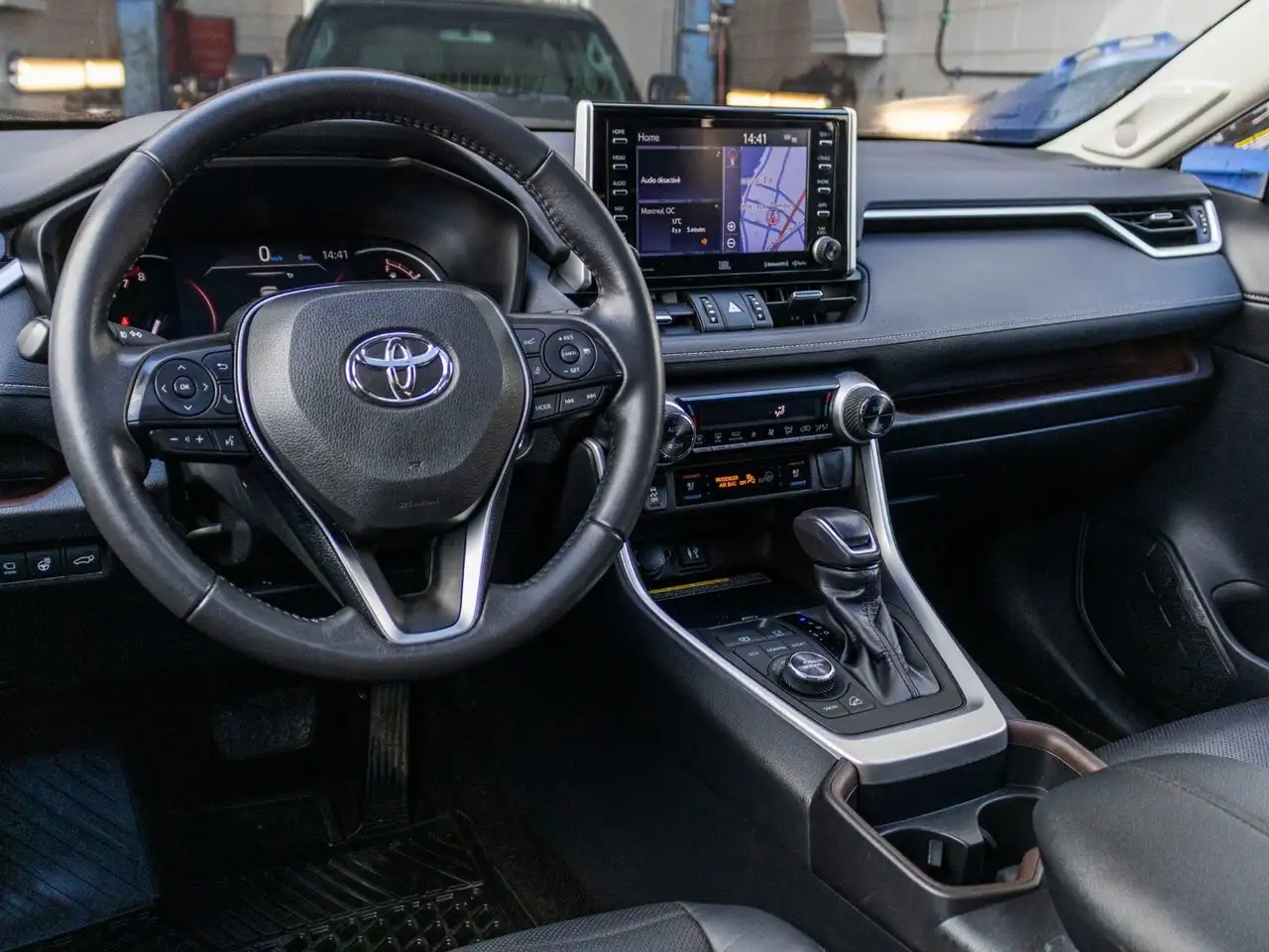 Toyota RAV 4 снимка Toyota RAV 4