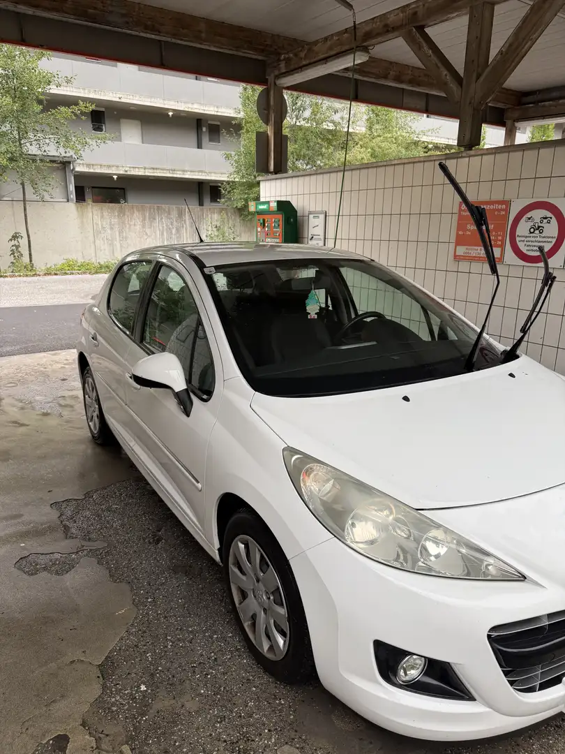 Peugeot 207 SW Active 1,4 16V VTi 100 - 1
