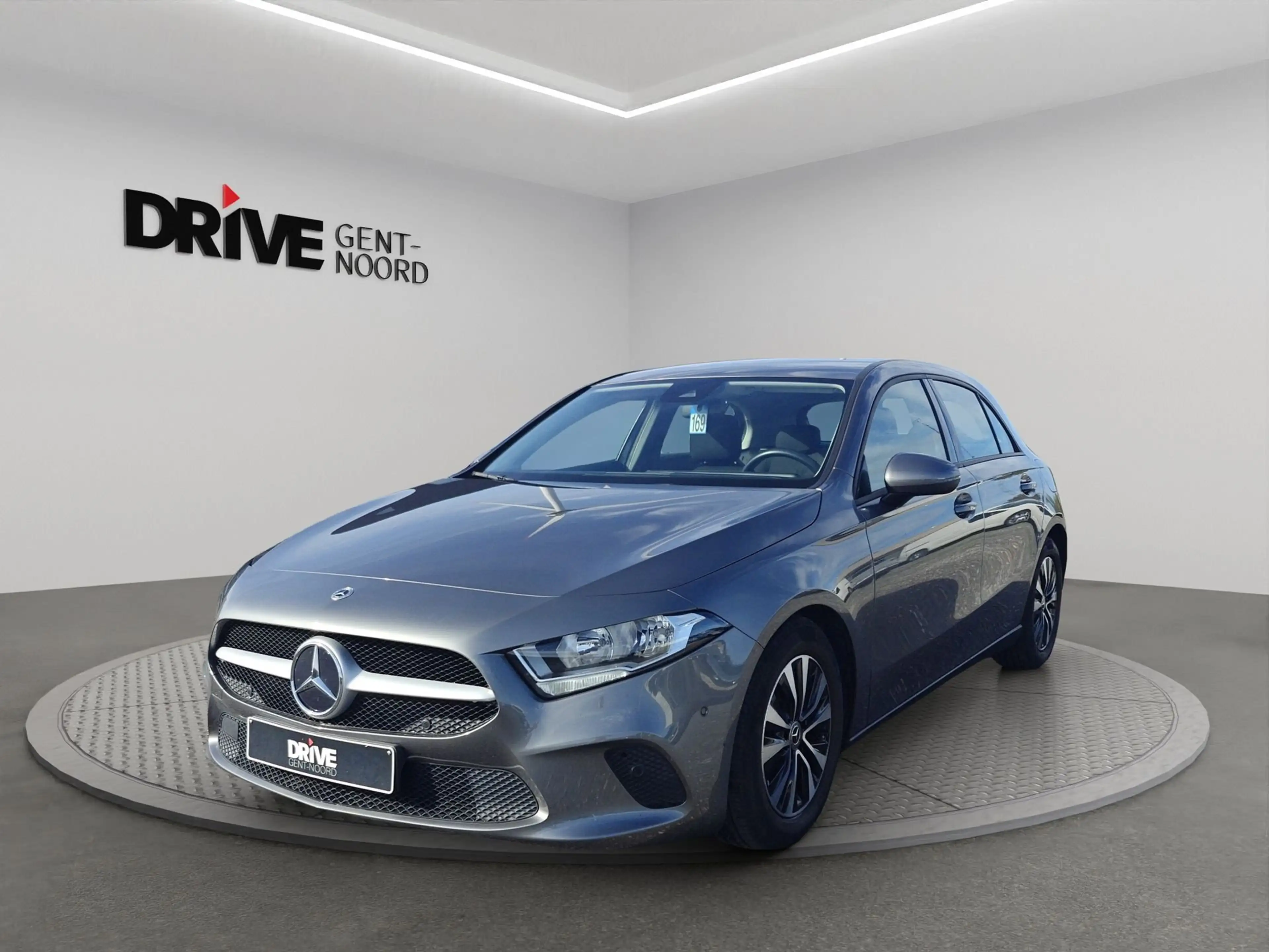 Mercedes-Benz A 180 180 *Camera/PDC/GPS/Alu*