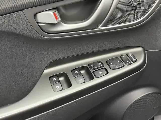 Hyundai Kona view 26