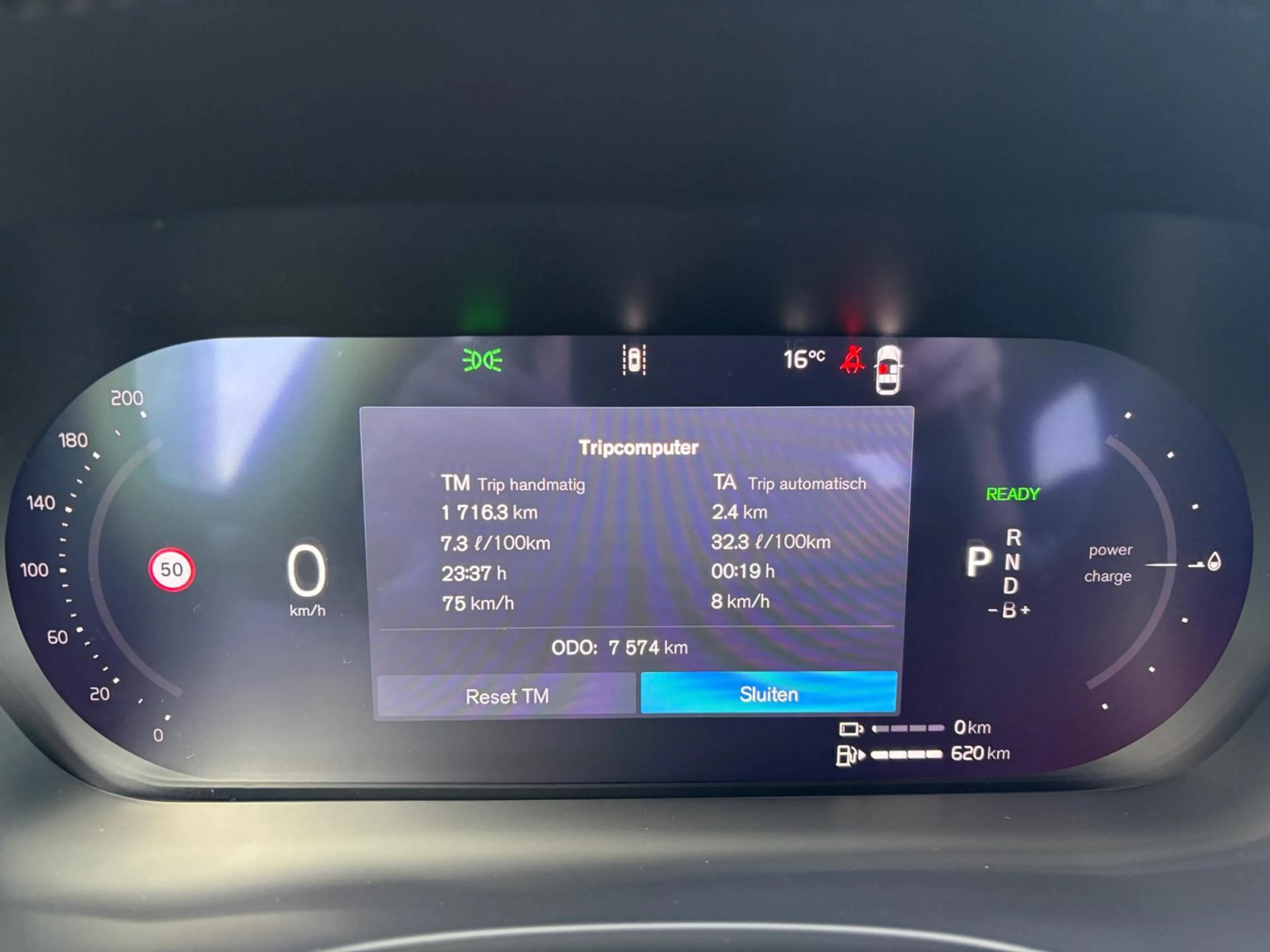 Volvo XC60 2.0 T6 Plug-in hybrid AWD Ultra Black Edition — photo 14