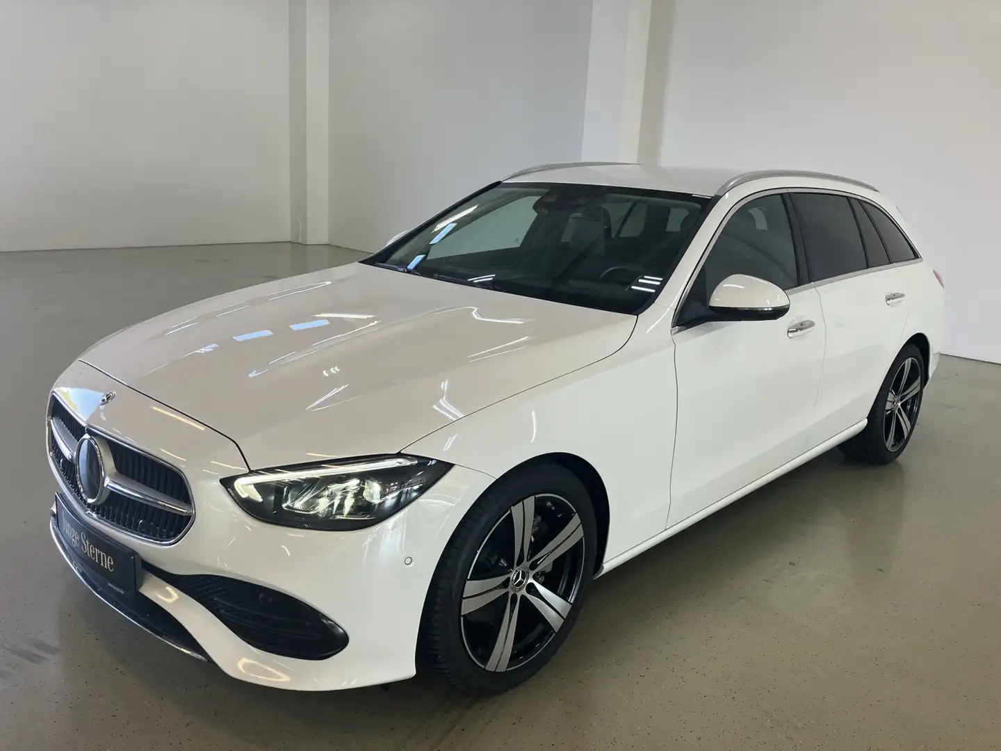 Mercedes-Benz C 200 C 200 T Ava 360 Cam LED Distr Spur MBUX Prem Navi Weiß - 2