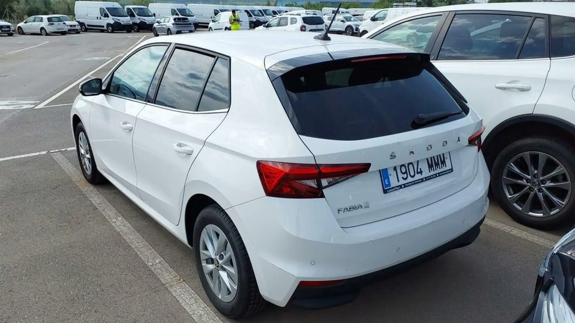 Skoda Fabia 1.0 MPI Essence 59kW Blanco - 2
