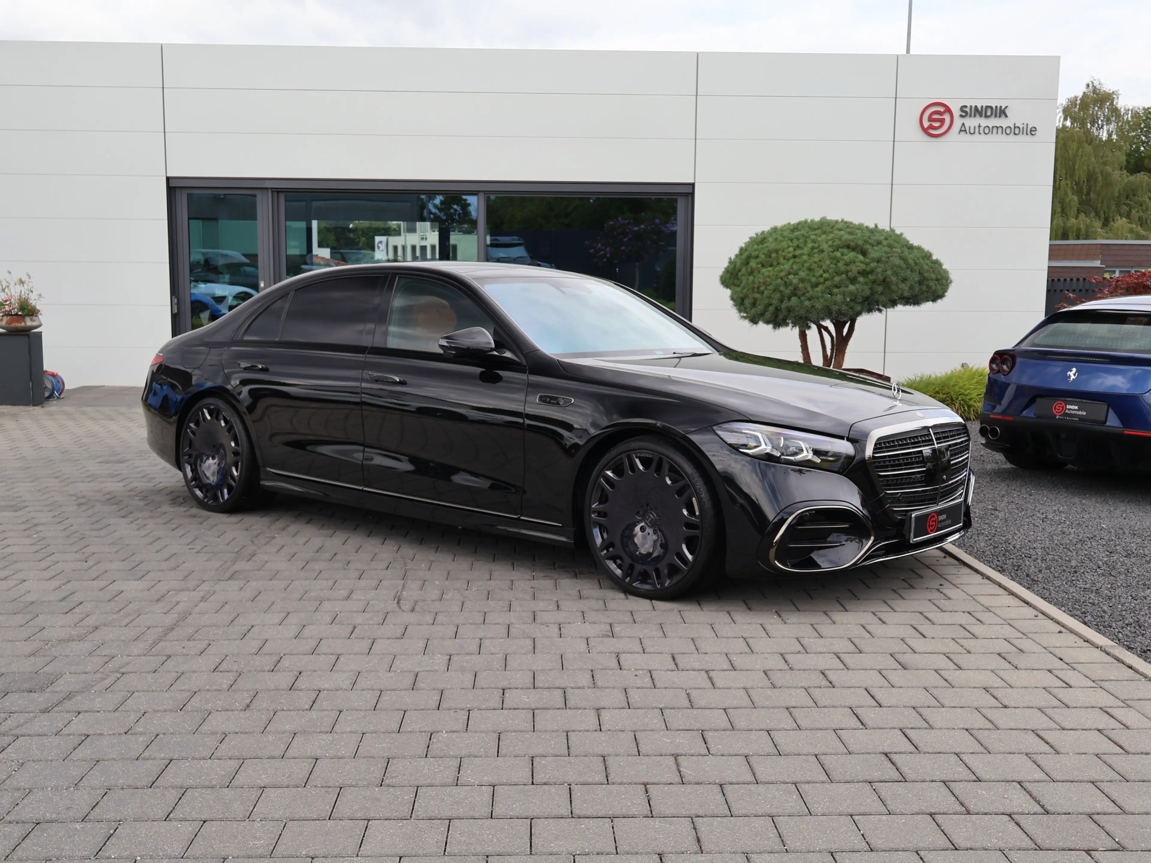 Mercedes-Benz S 580 e EQ Hybrid4M Lang AMG Pano-3D-TV-HeadUp — photo 3