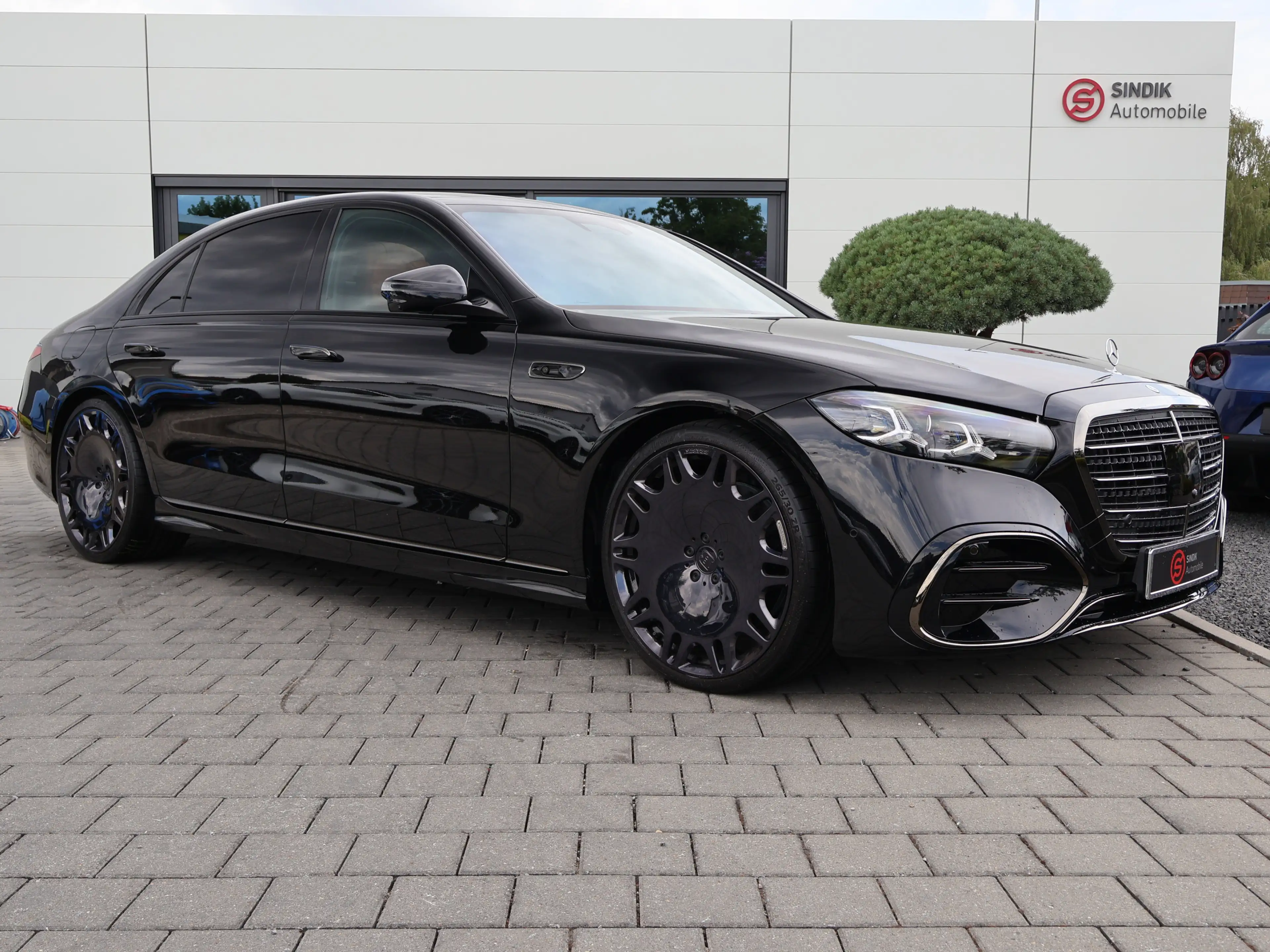 Mercedes-Benz S 580 e EQ Hybrid4M Lang AMG Pano-3D-TV-HeadUp — photo 2