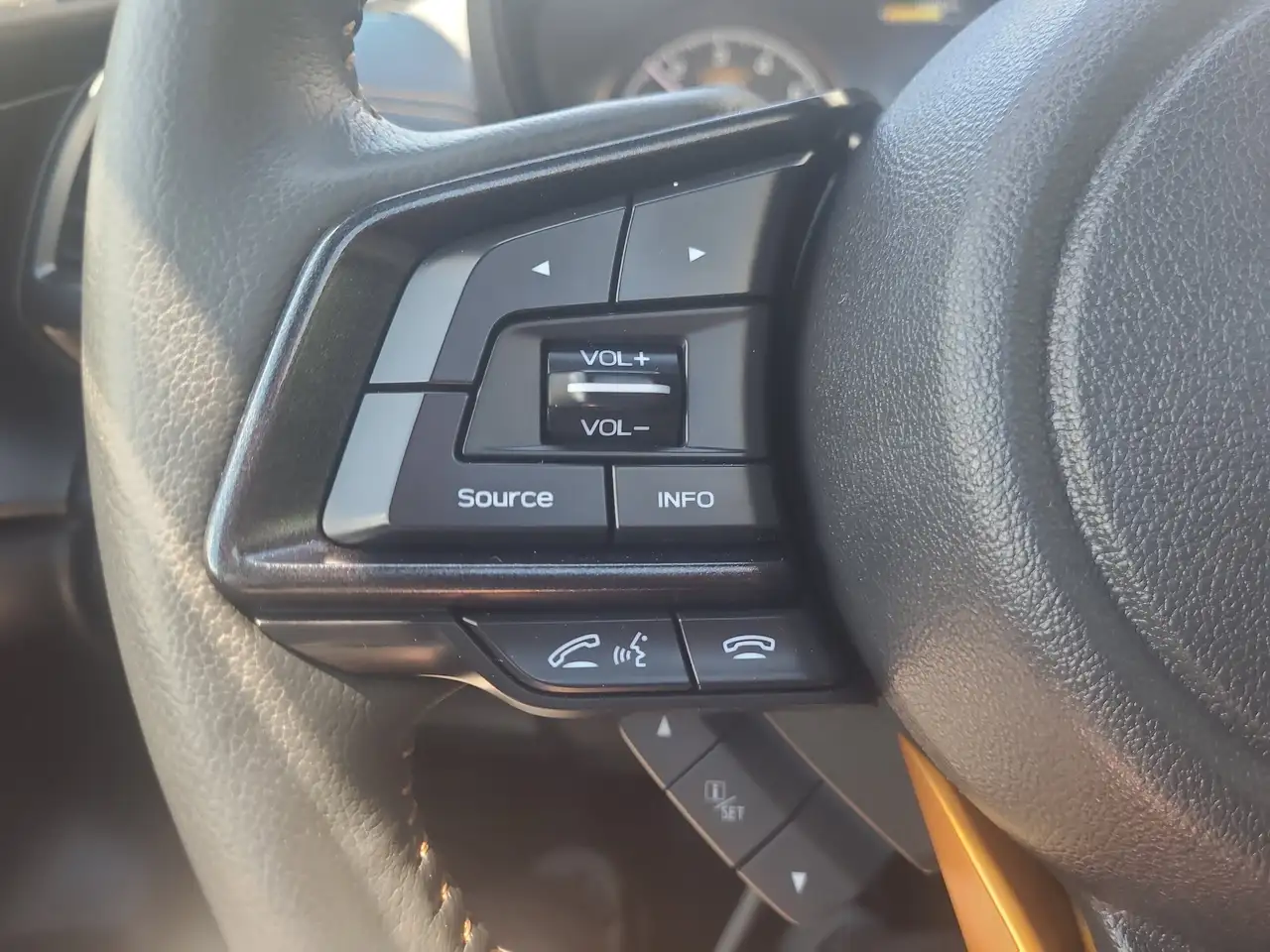 Subaru Forester снимка Subaru Forester