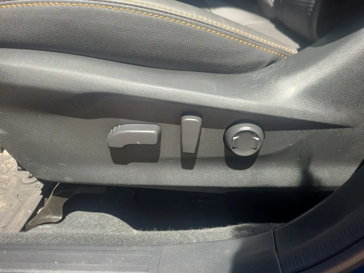 Subaru Forester снимка Subaru Forester