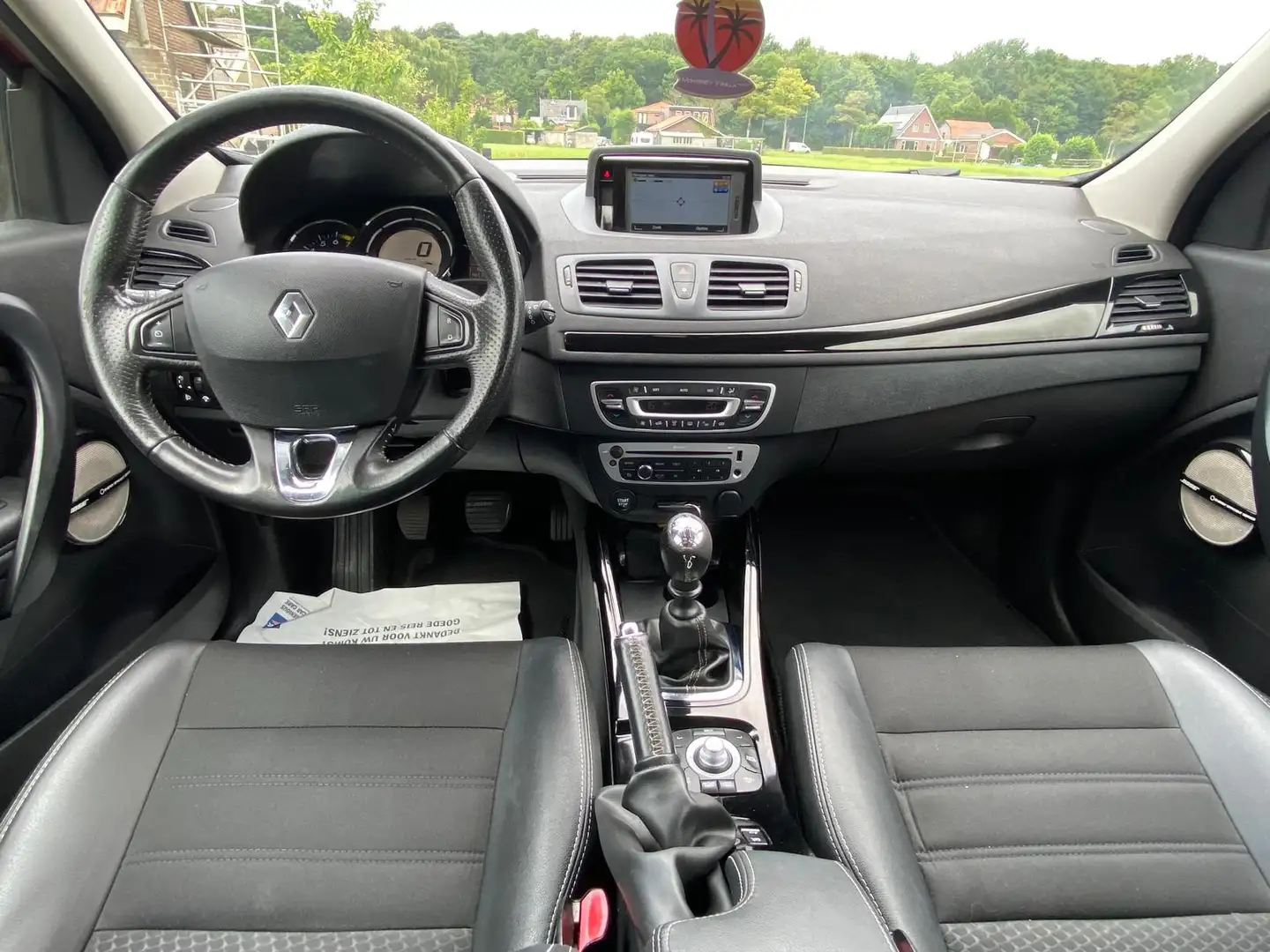 Renault Megane Estate 1.2 TCe GT-Line Leder-int NAVI BOSSE AIRCO Rood - 2