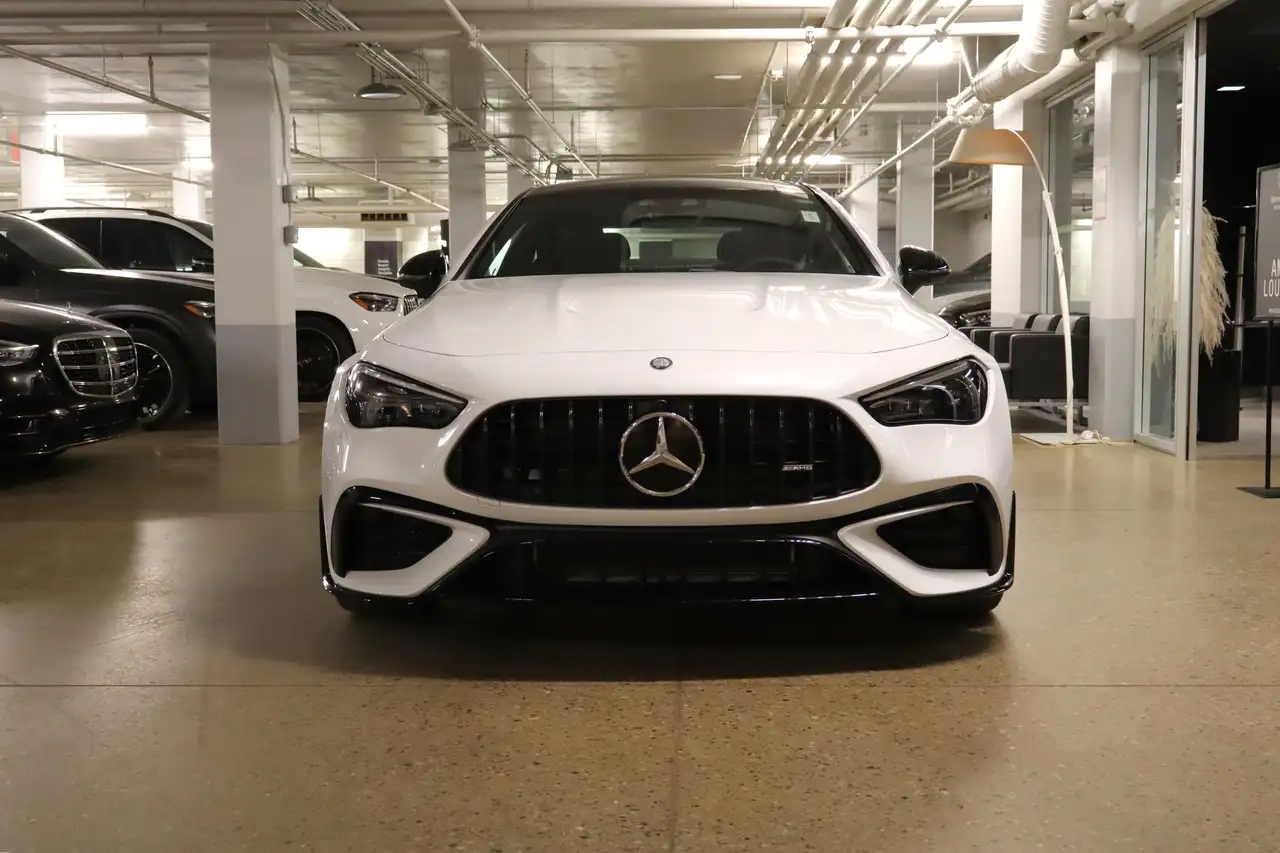 Mercedes-Benz CLE снимка Mercedes-Benz CLE