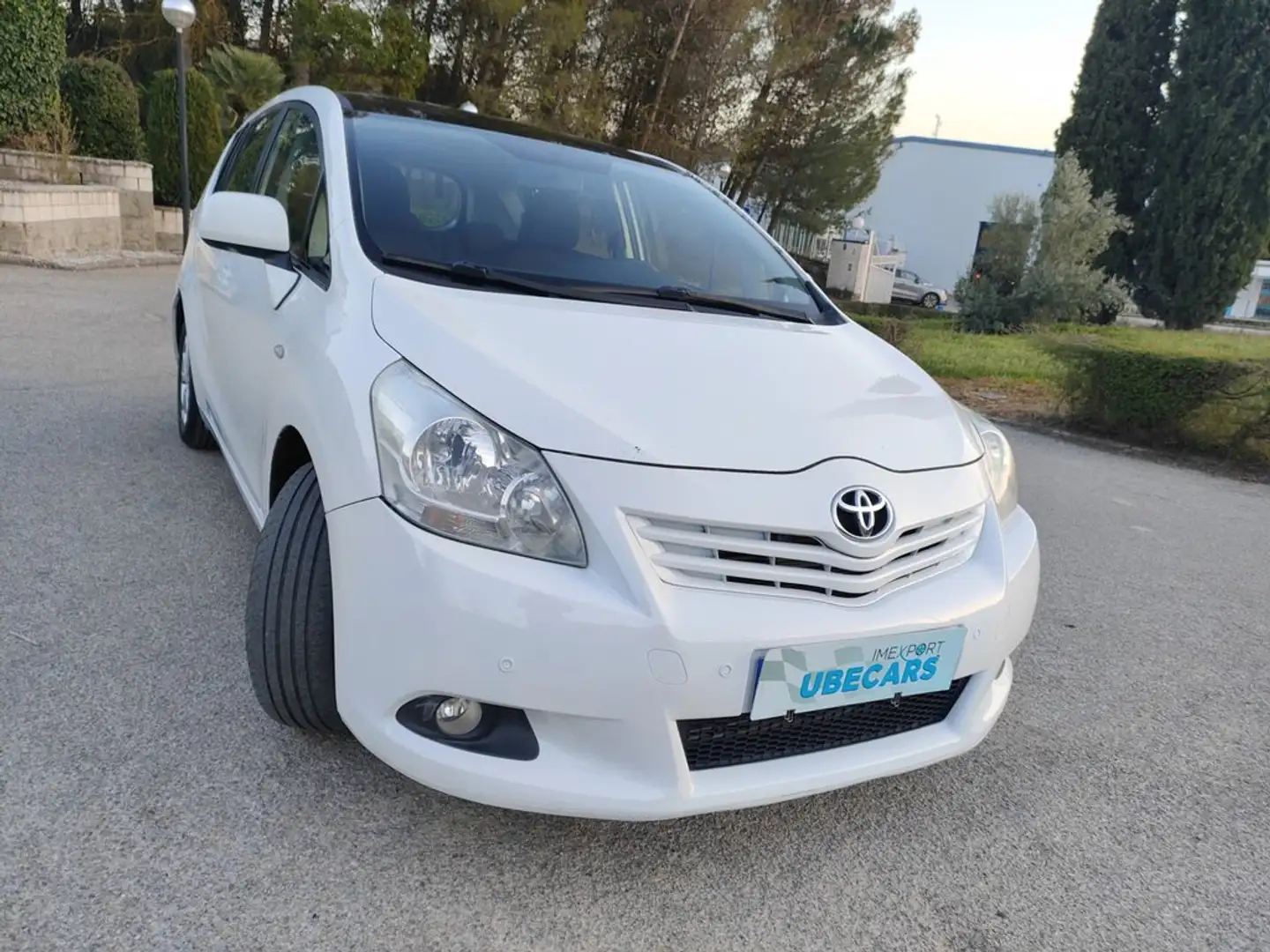 Toyota Verso 2.0D4D Active 5pl. Blanco - 2