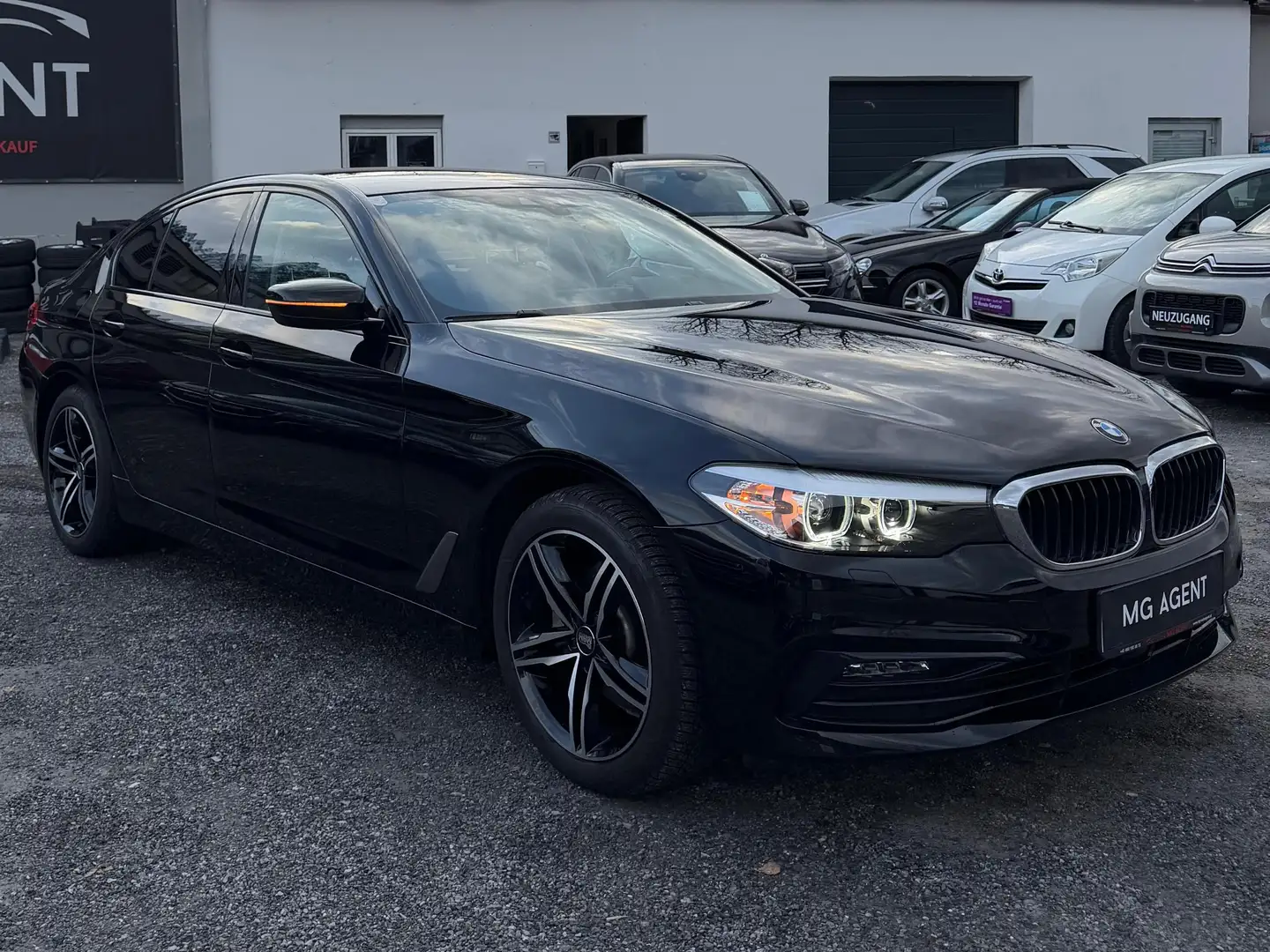 BMW 520 520d xDrive  G30 - 2