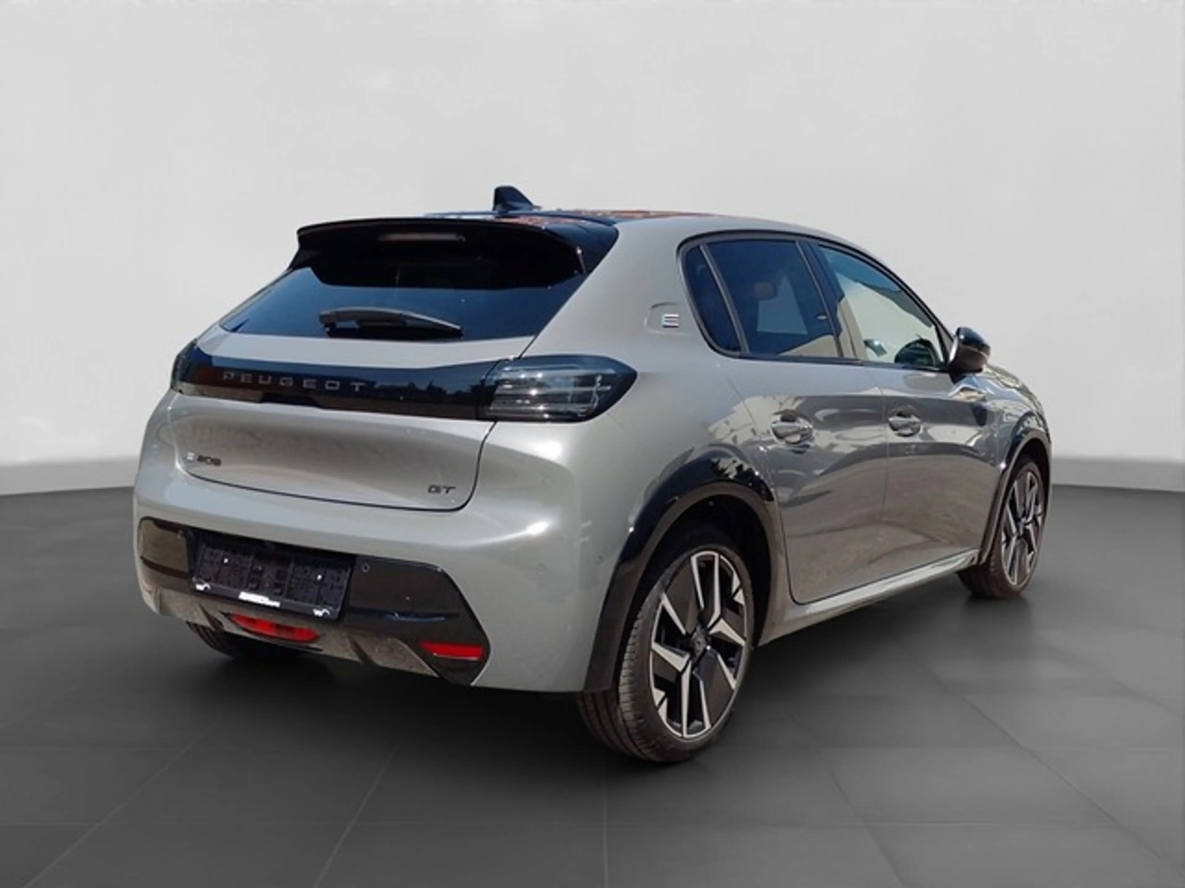 Peugeot e-208 GT Elektromotor 156 — photo 5
