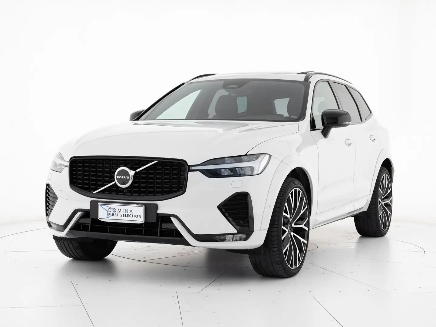 Volvo XC60 B4 D AWD automatico Plus Bright