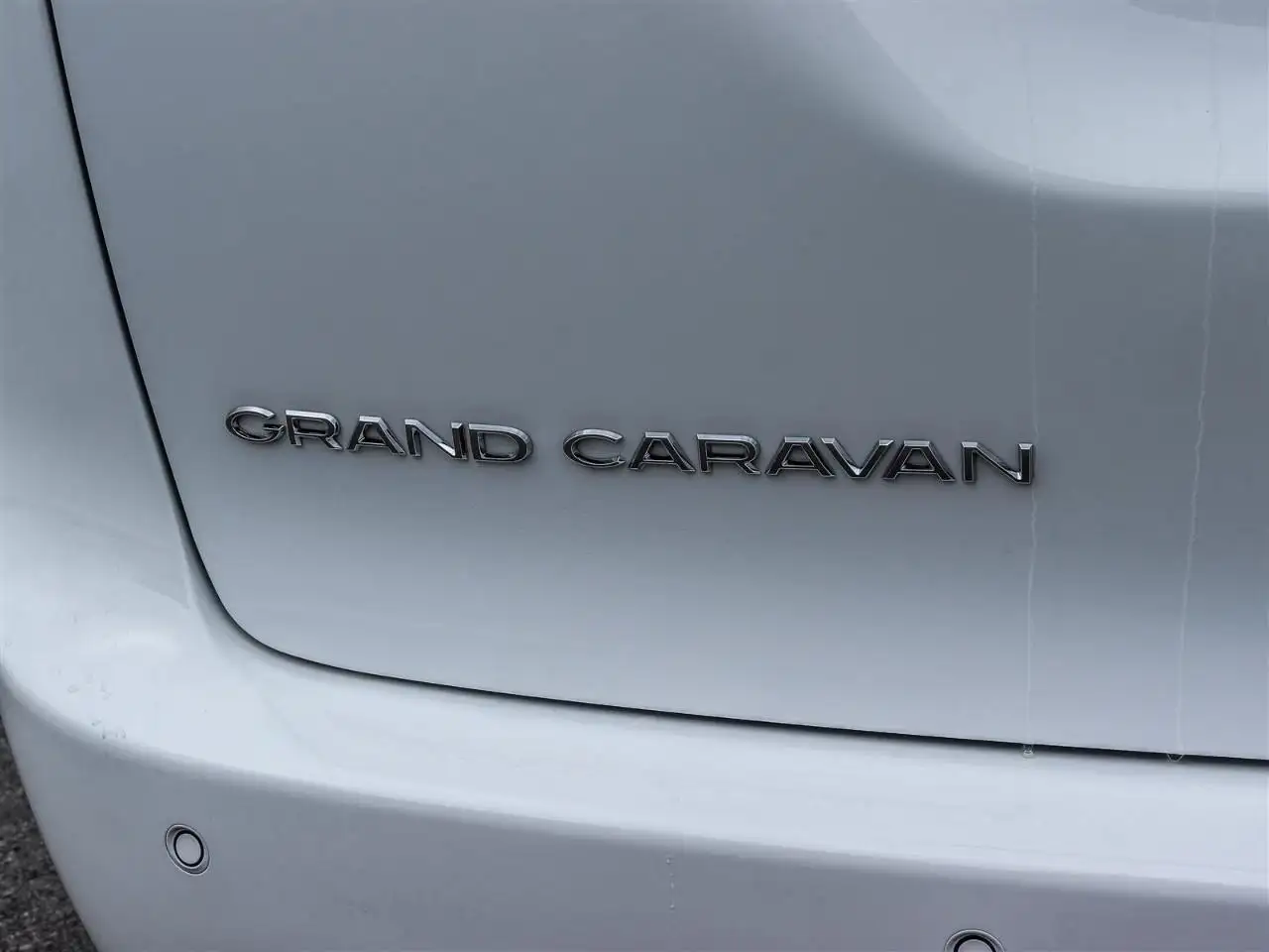 Chrysler Grand Caravan снимка Chrysler Grand Caravan
