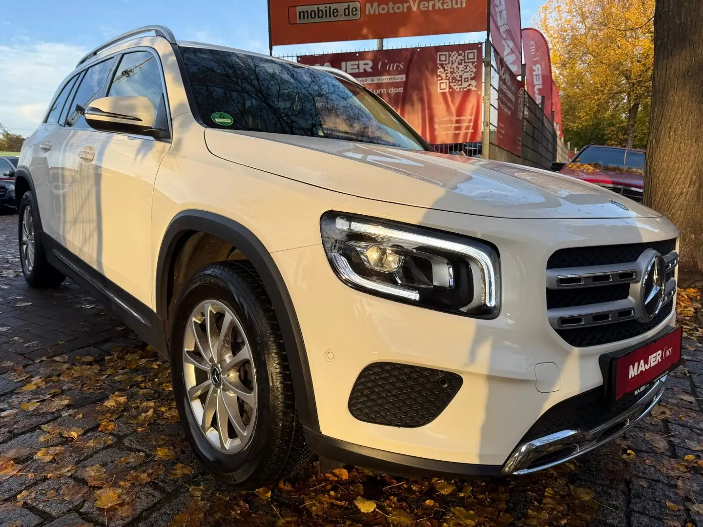 Mercedes-Benz GLB 200 GLB 200 d*MEMORY*LED*CAM*CARPLAY* Blanc - 1