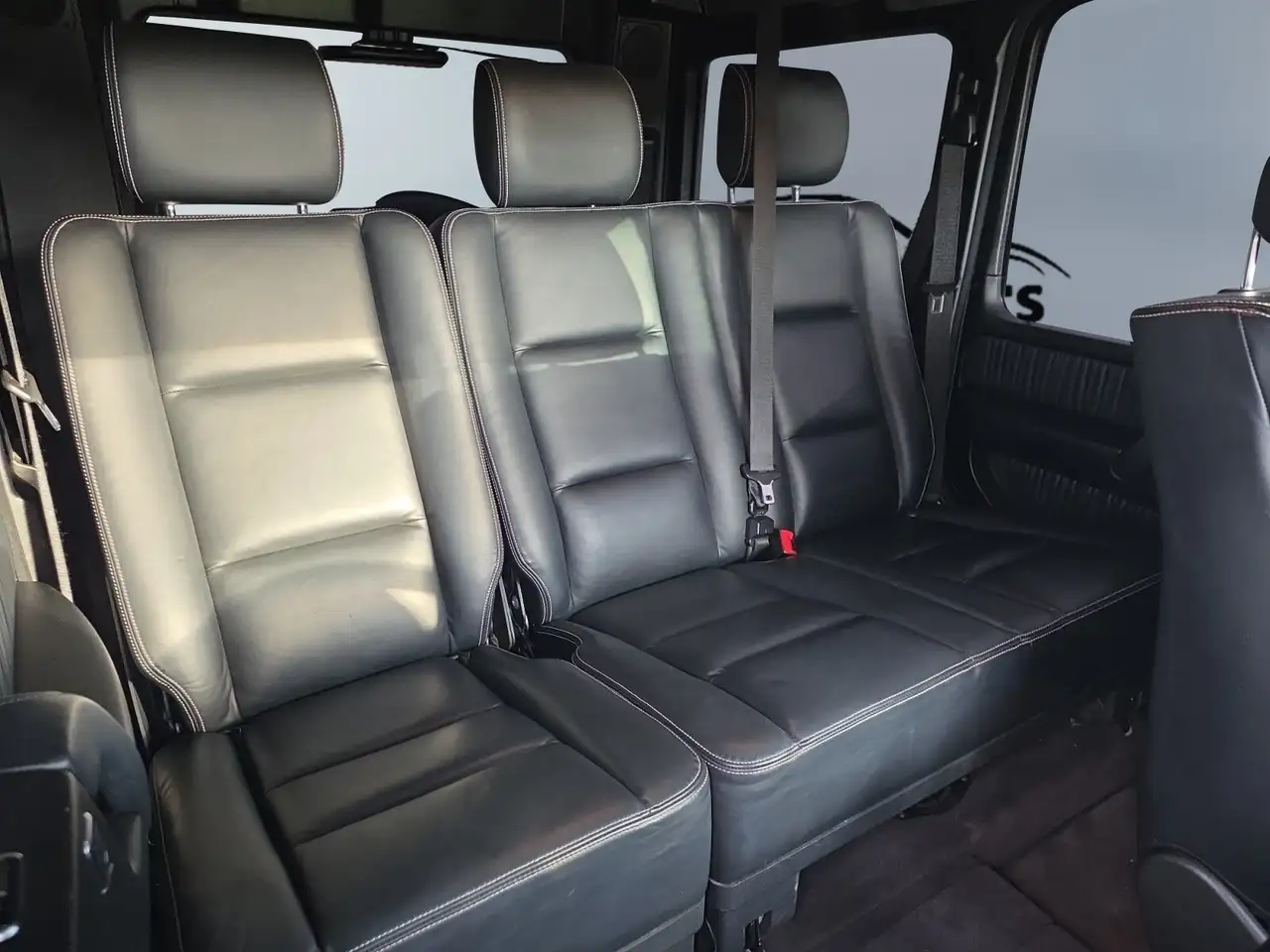 Mercedes-Benz G-Class снимка Mercedes-Benz G-Class