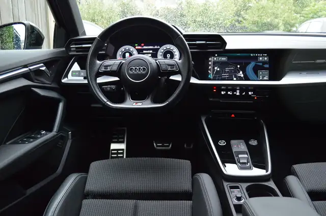 Audi A3 view 4