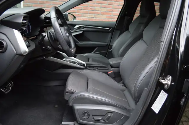 Audi A3 view 8