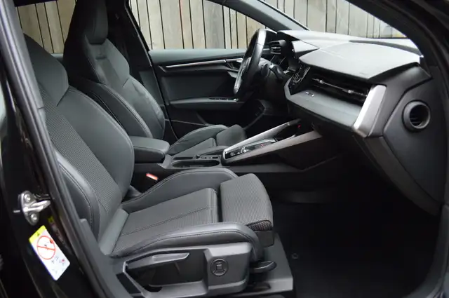 Audi A3 view 9