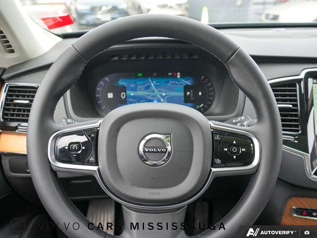 2024 Volvo XC90 Plus Bright Theme thumb 14