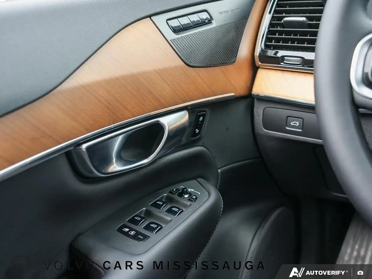 Volvo XC90 снимка Volvo XC90