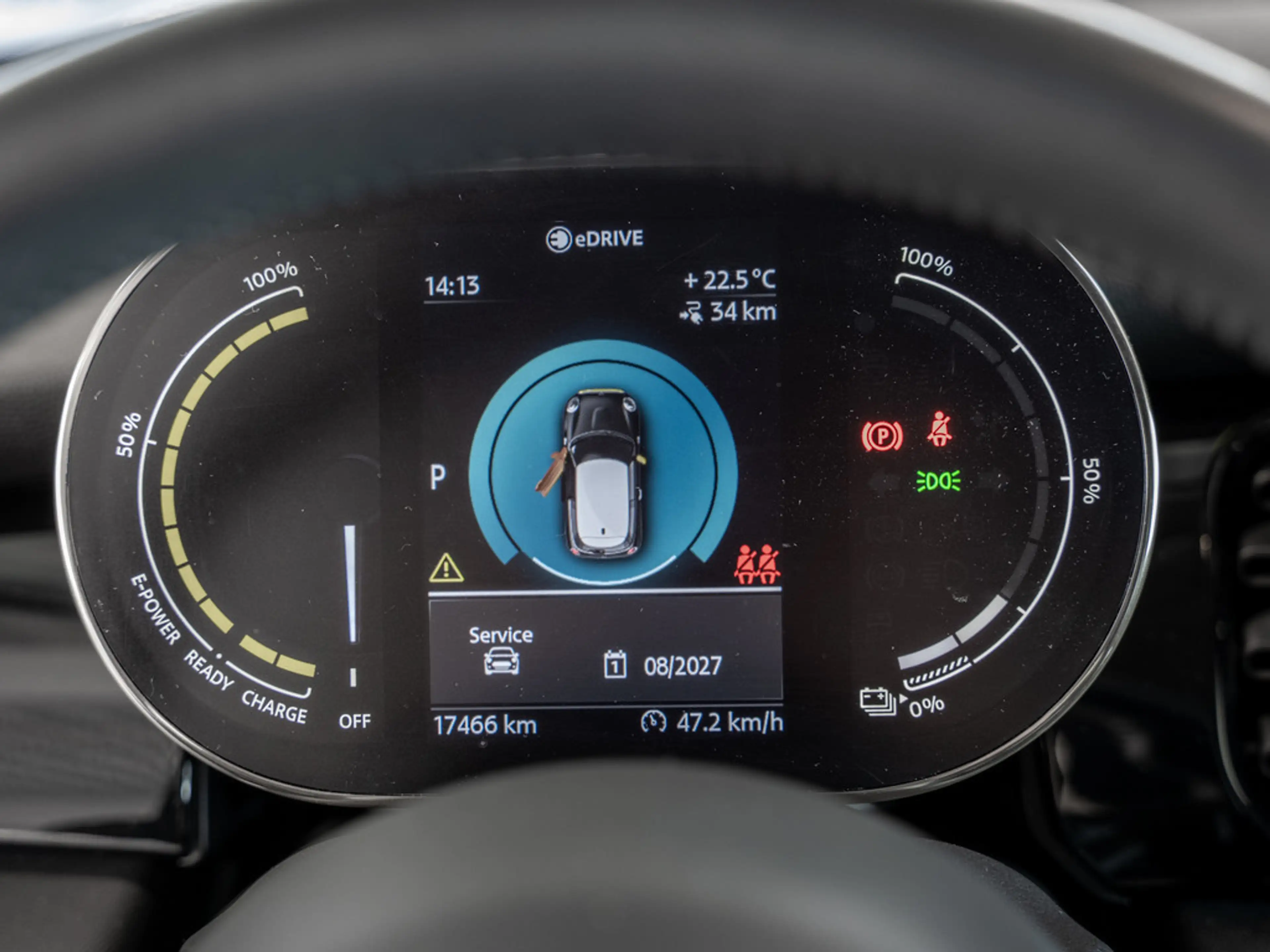 MINI Cooper SE Classic Trim FACEL. LED KAMERA SHZ — photo 13