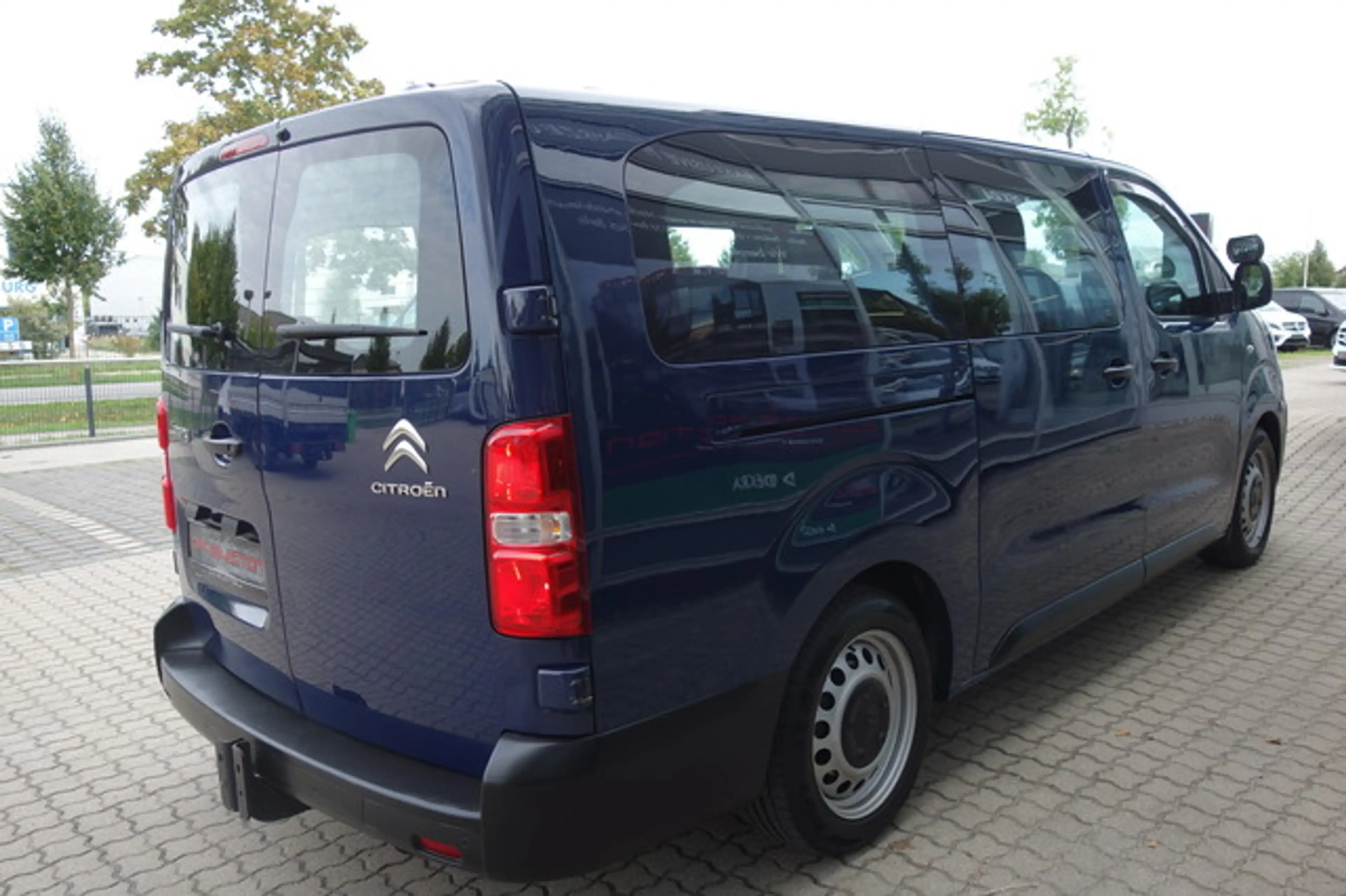 Citroen Jumpy 2,0 HDI Kombi XL 2xsTÜR/8-SITZER/TEMP/KAM — photo 15