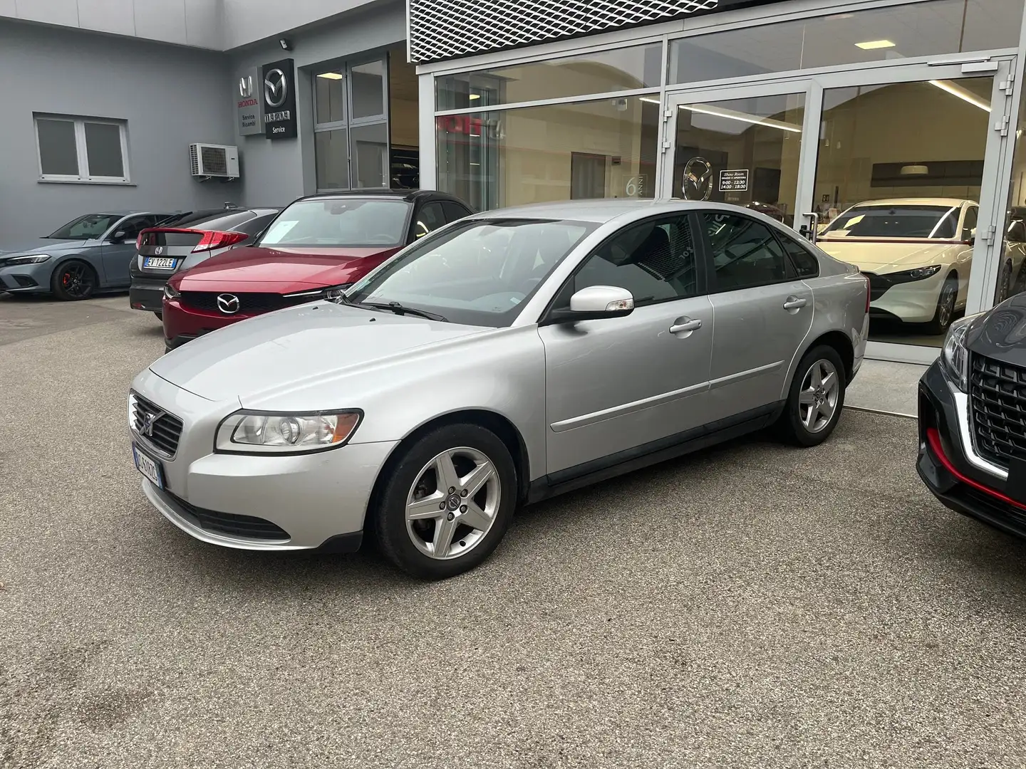 Volvo S40 S40 II 2003 1.6d Momentum Zilver - 2