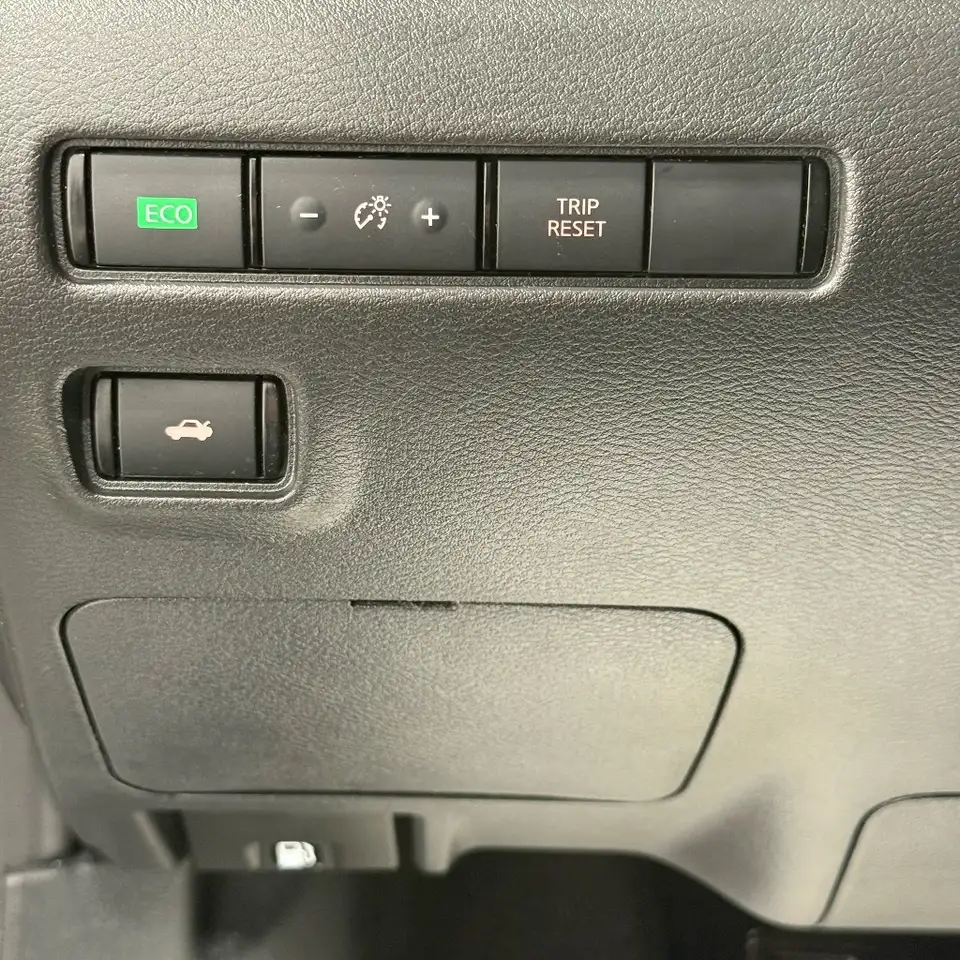 Nissan Sentra снимка Nissan Sentra
