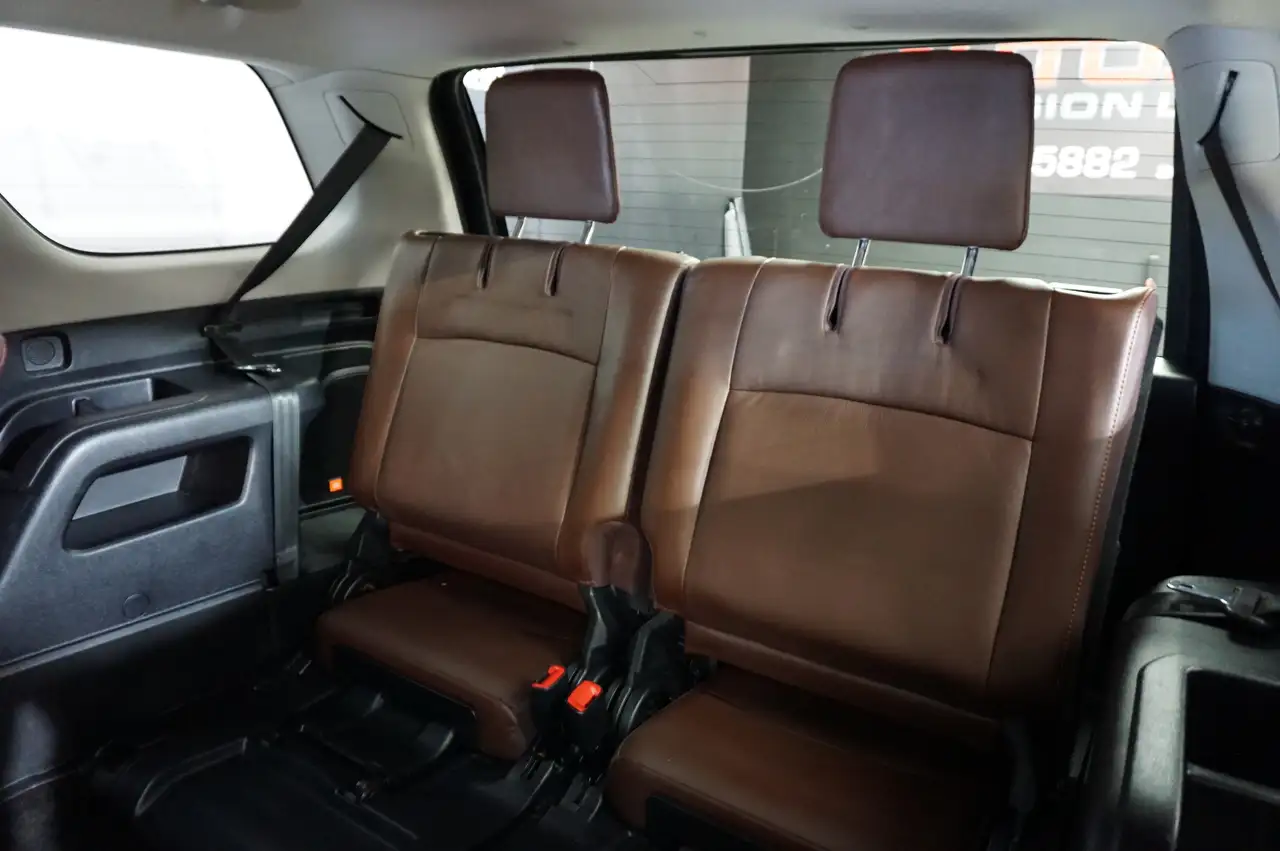 Toyota 4-Runner снимка Toyota 4-Runner