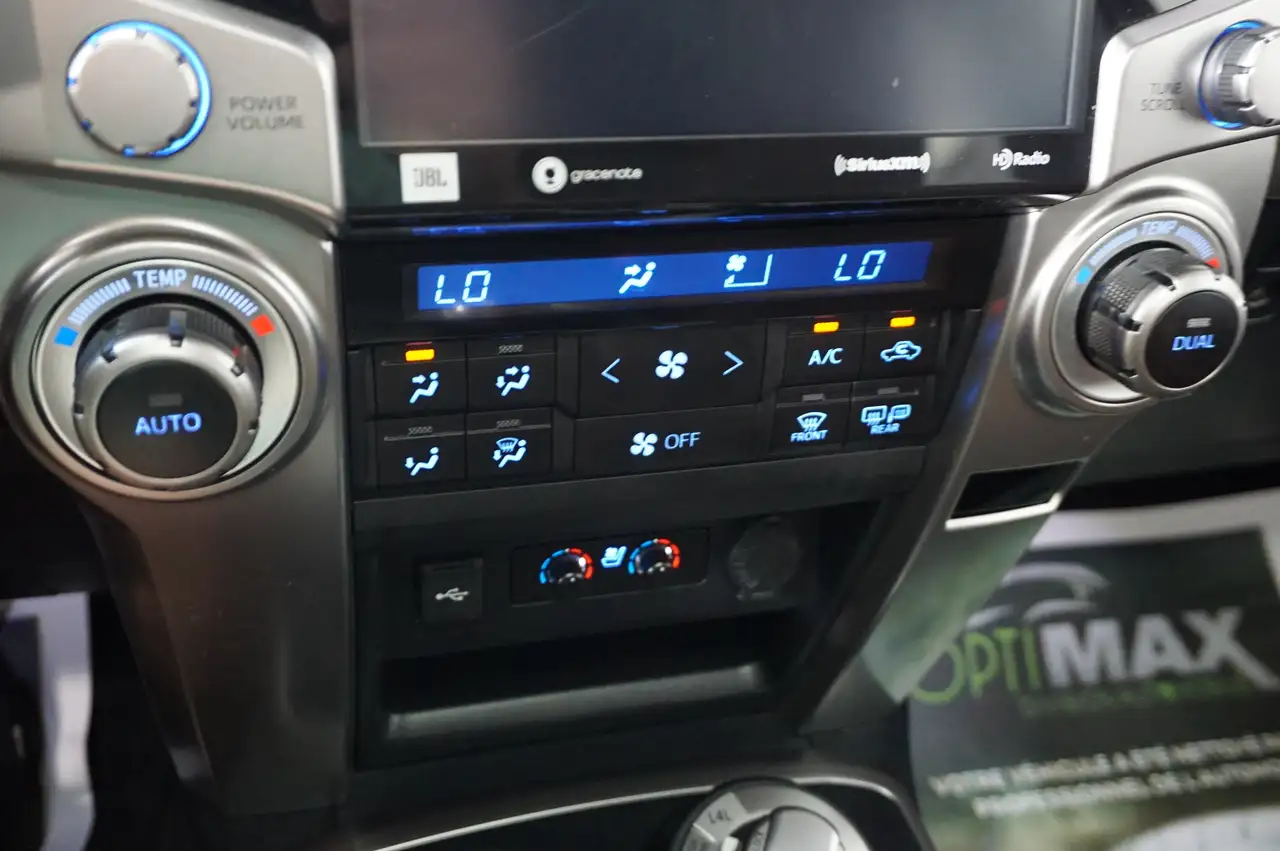 Toyota 4-Runner снимка Toyota 4-Runner