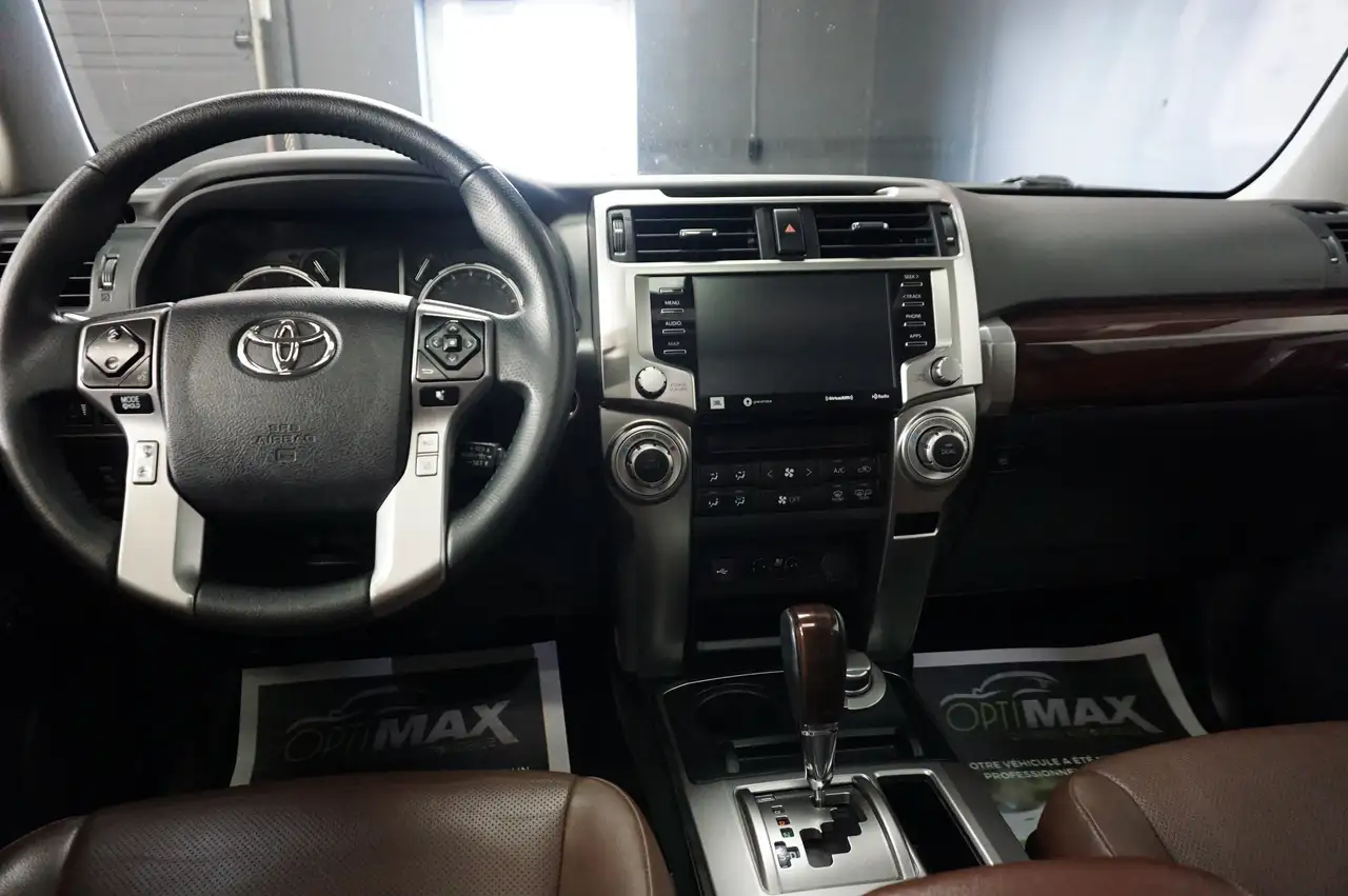 Toyota 4-Runner снимка Toyota 4-Runner