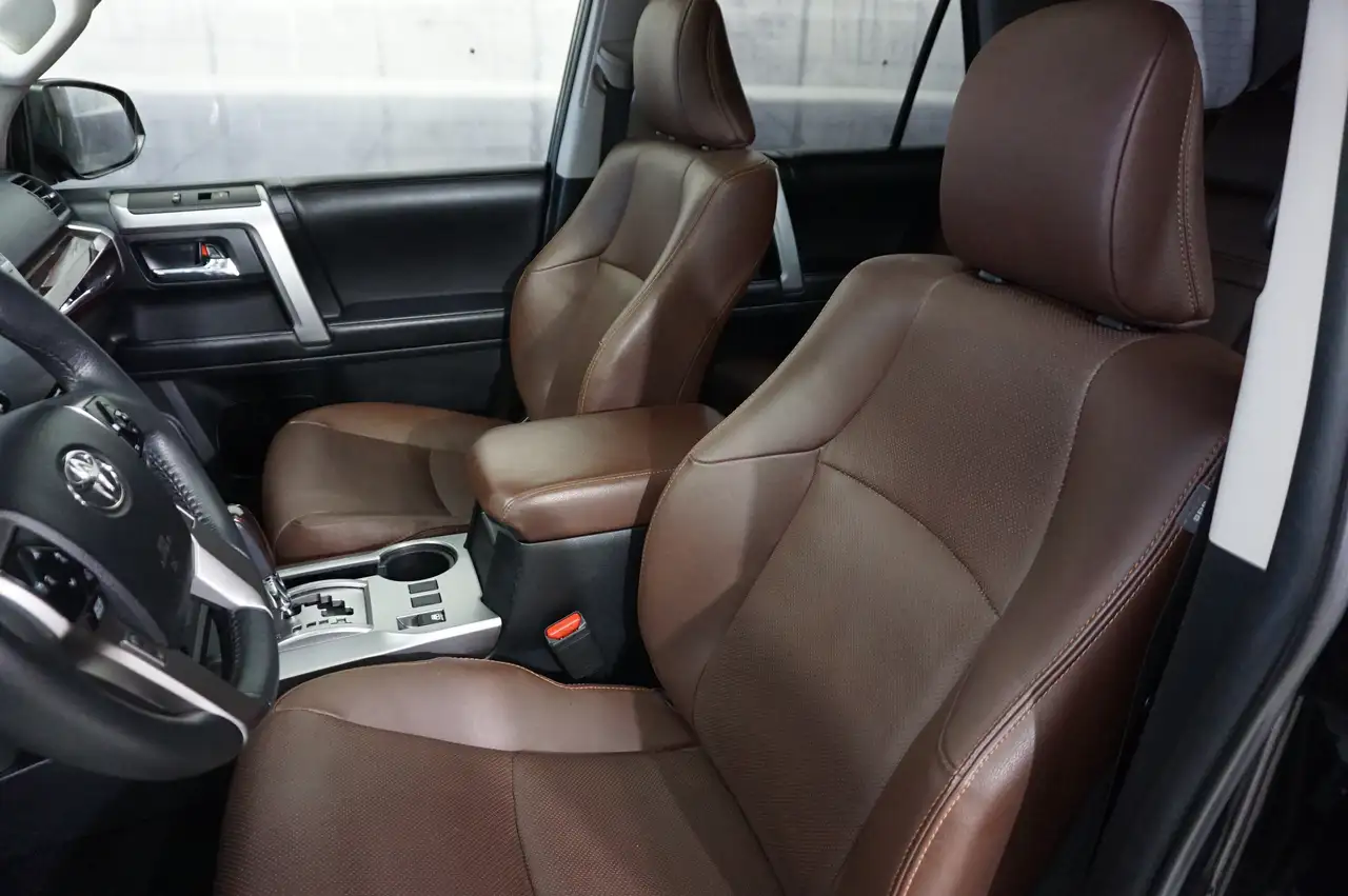 Toyota 4-Runner снимка Toyota 4-Runner