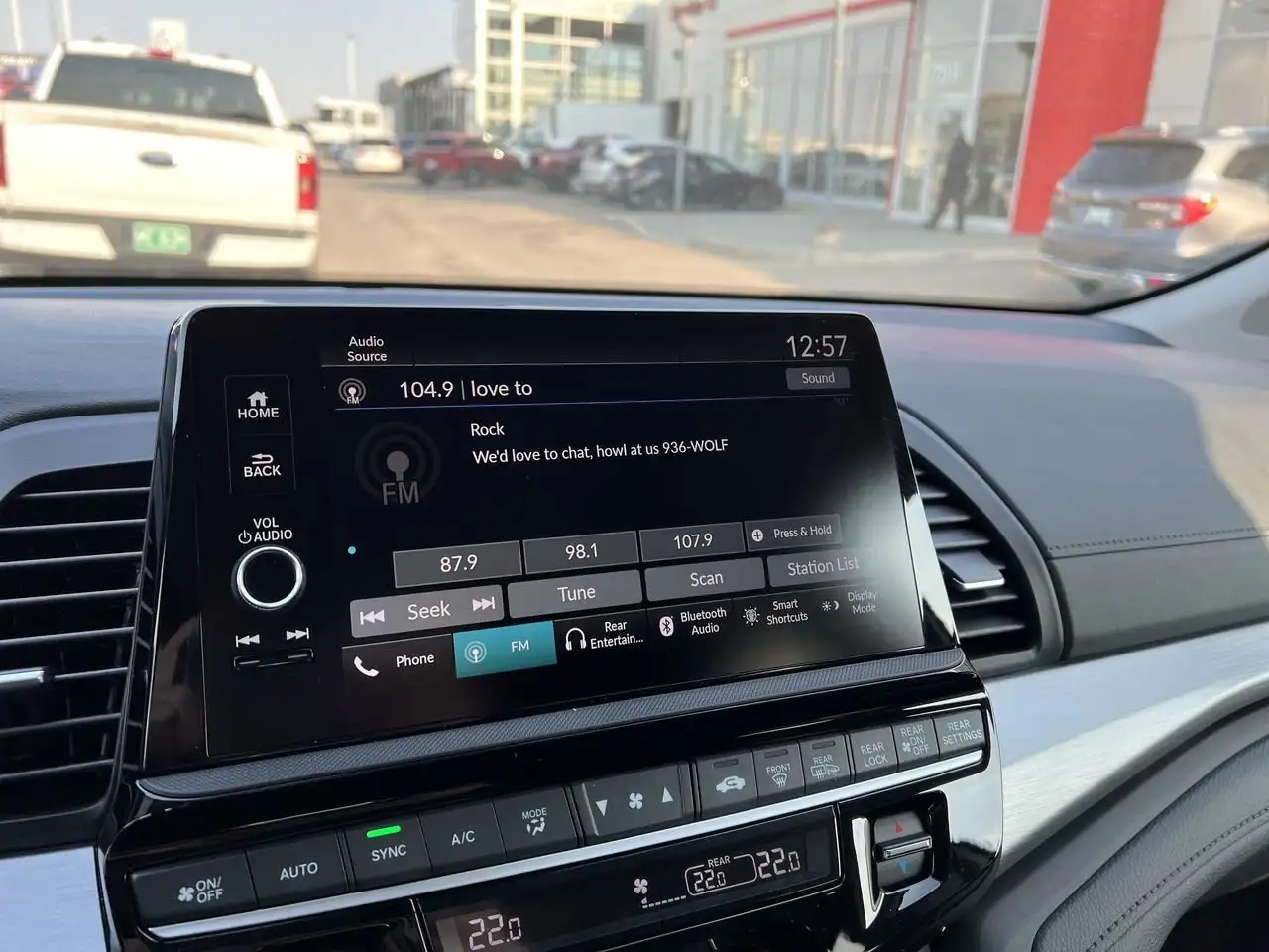 Honda Odyssey снимка Honda Odyssey