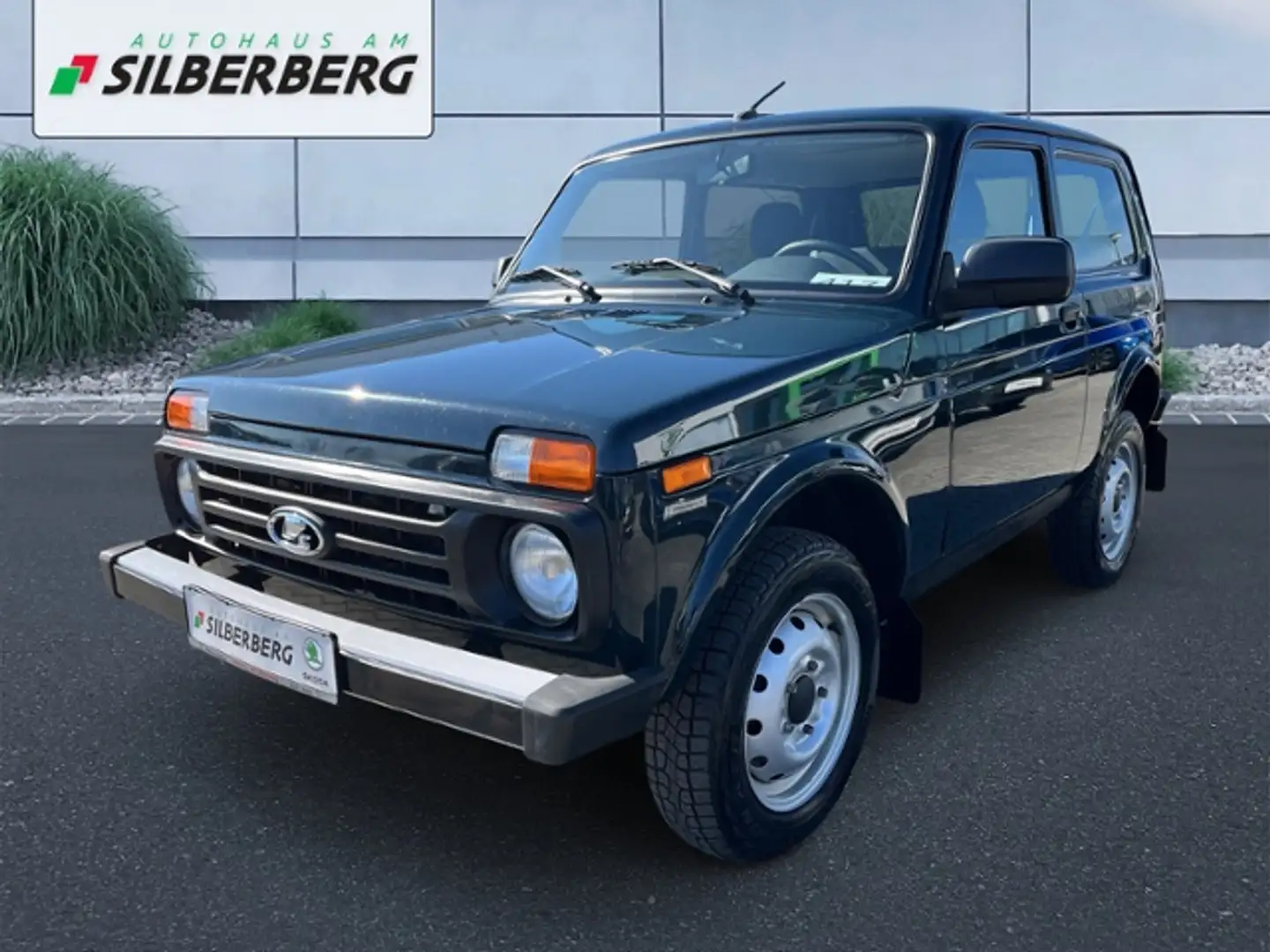 Lada Taiga Basis 4x4 1.7 Verde - 2