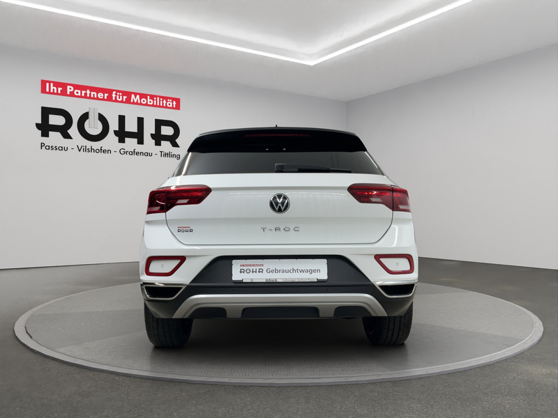 Volkswagen T-Roc 1.5 TSI Style ACC AHK LED Massage Navi PDC — photo 5