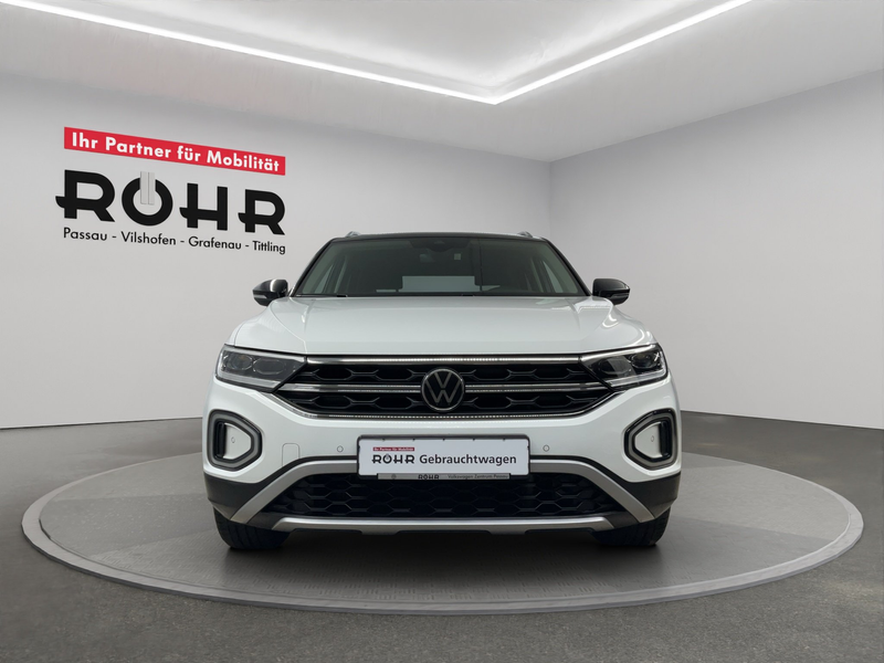 Volkswagen T-Roc 1.5 TSI Style ACC AHK LED Massage Navi PDC — photo 2