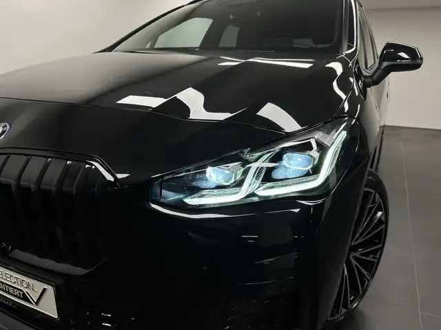 BMW 2 Series view 8