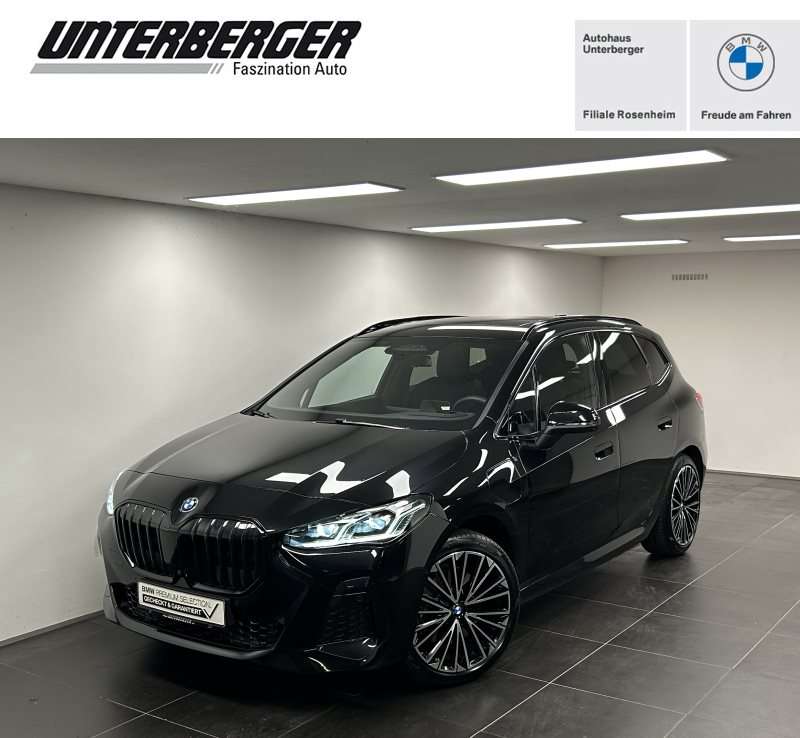 2025 BMW 230