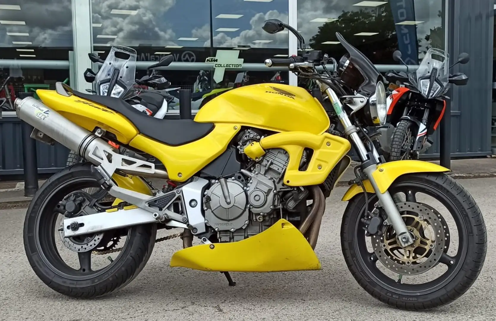 Honda Hornet - 1