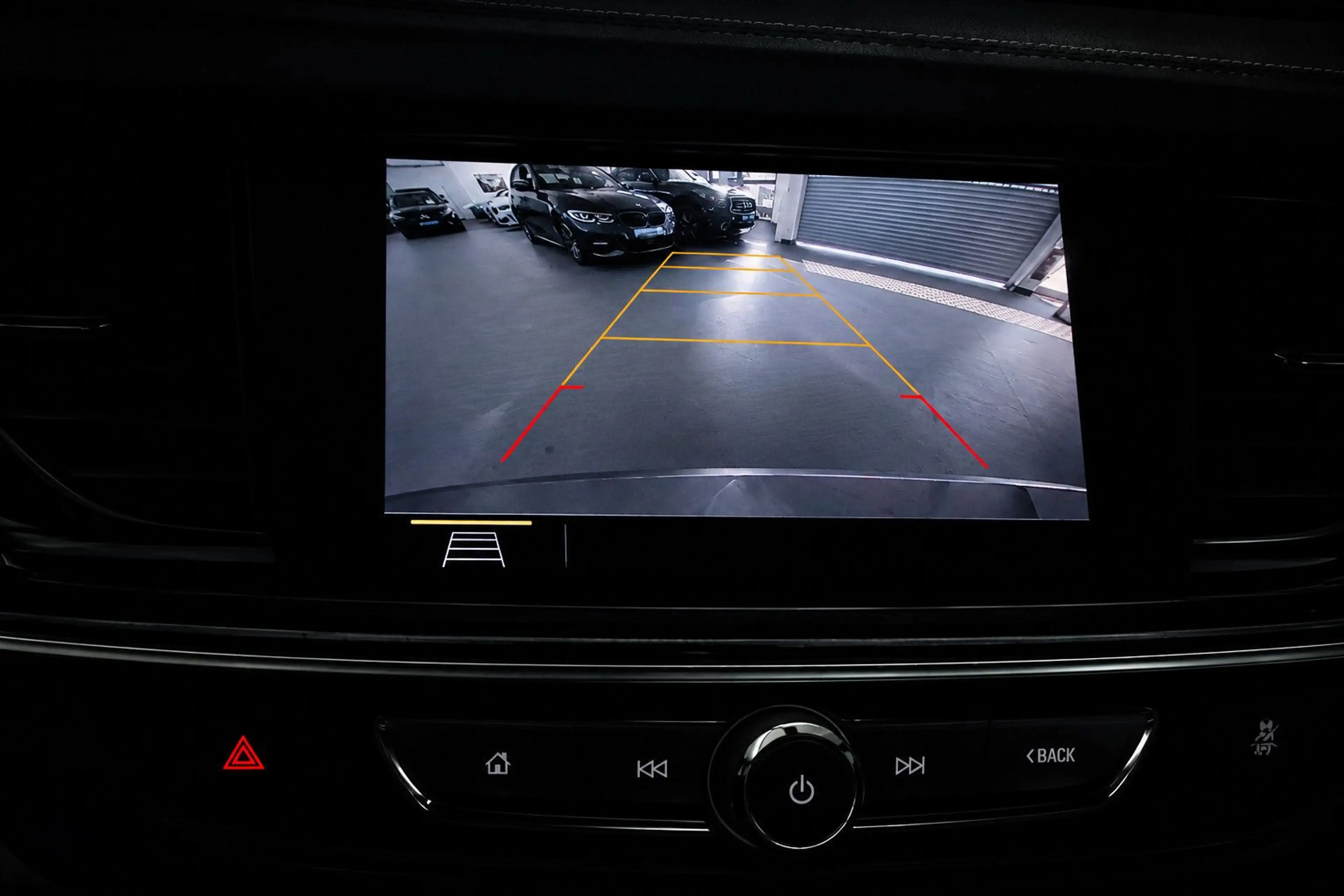 Opel Insignia Business*1.Hand*AUTOMATIK*NAVI*SHZ* — photo 12