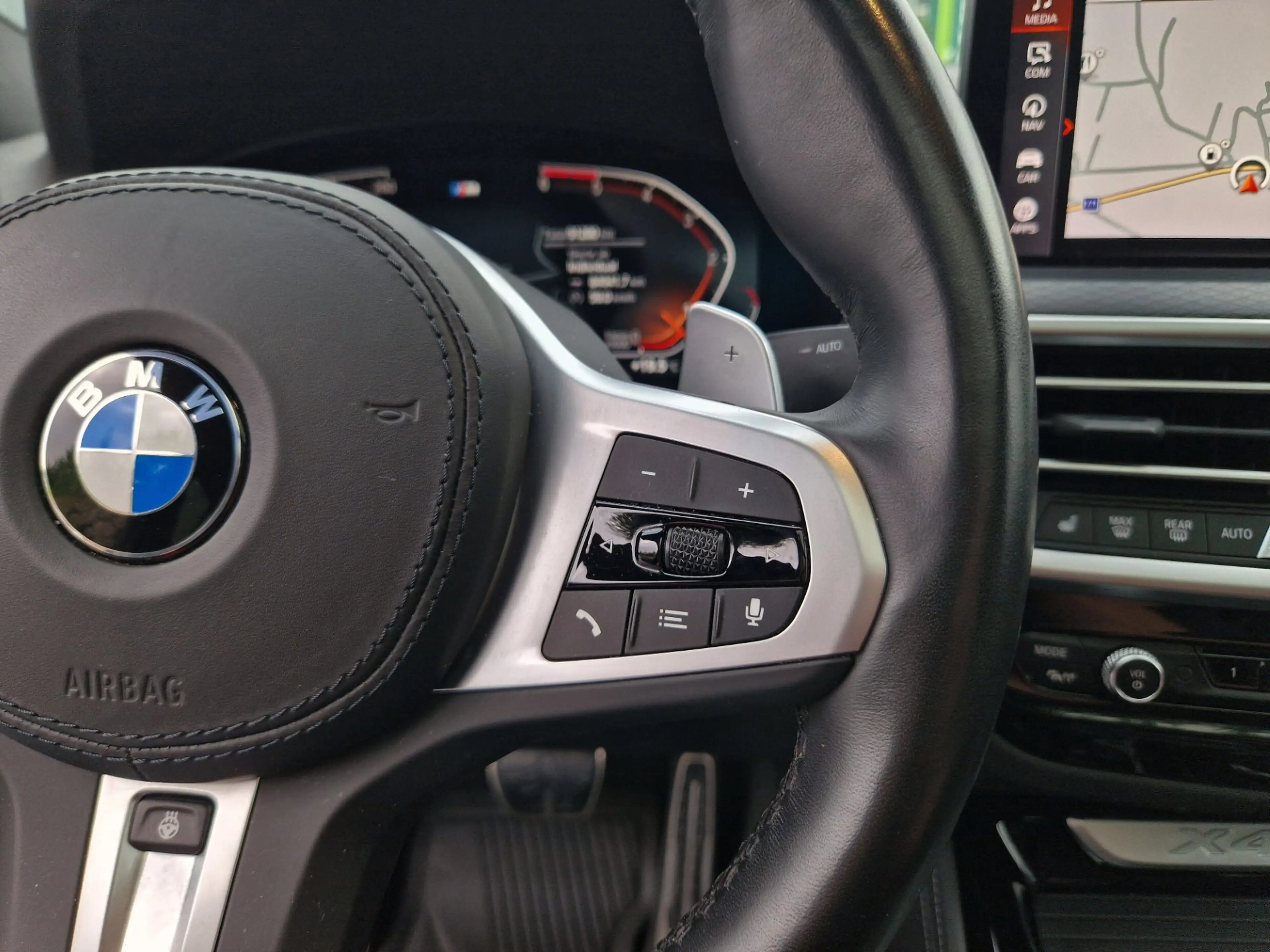 BMW X4 xDrive 30d — photo 9