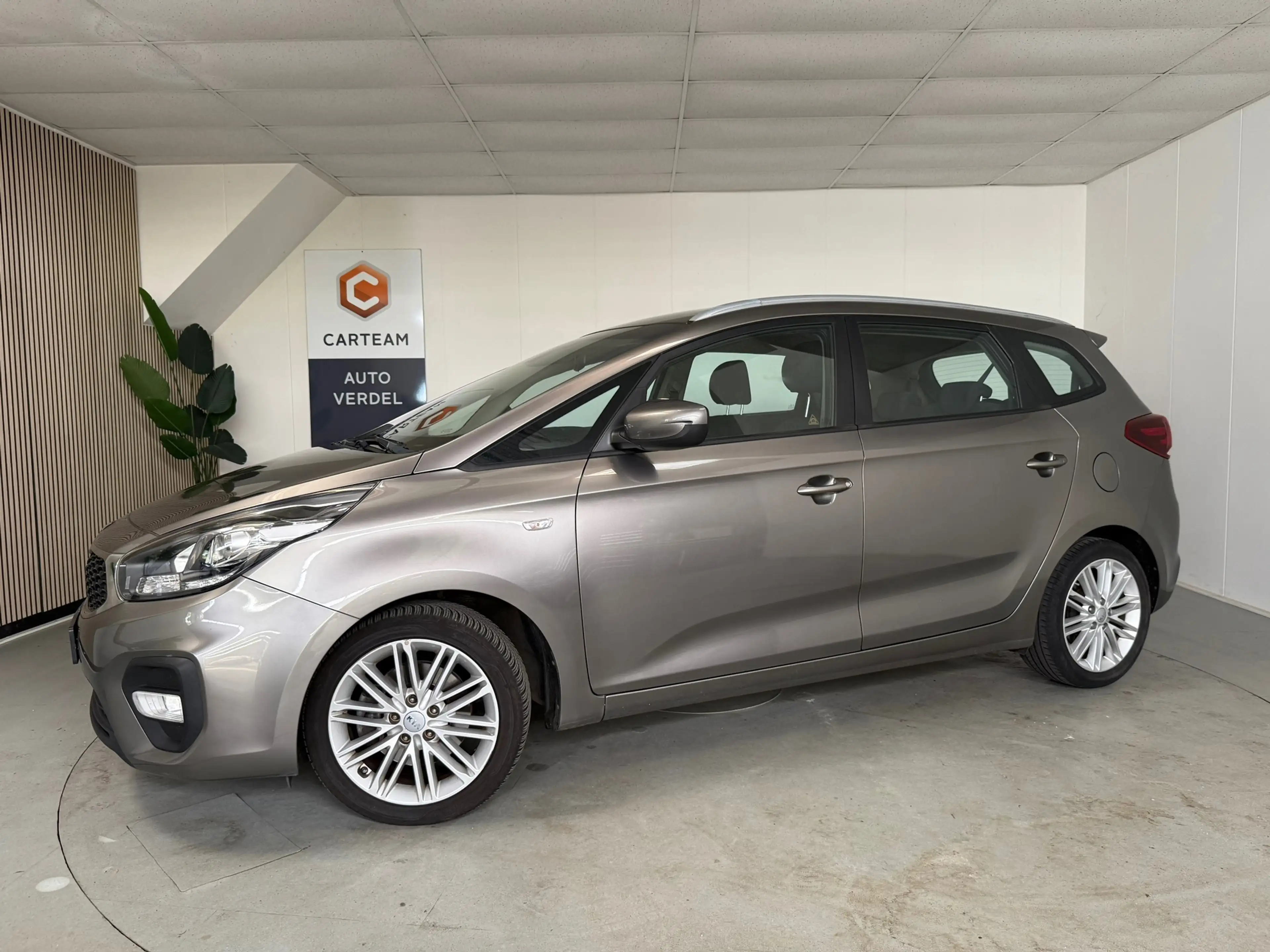 Kia Carens 1.6 GDi DynamicPlusLine Airco, 7-persoons,Trekhaak — photo 4